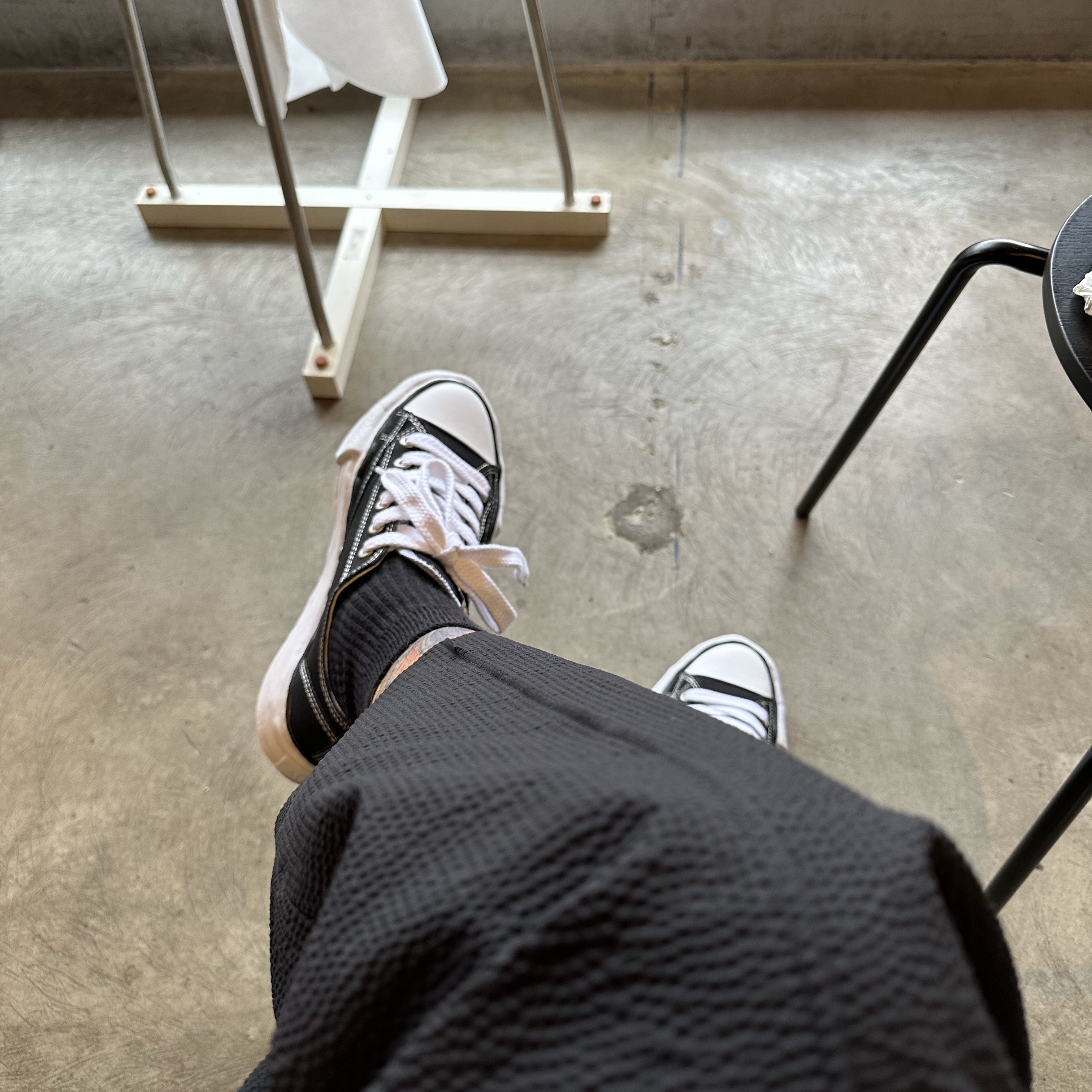 Maison Mihara Yasuhiro Peterson OG Sole Canvas Low Sneakers Black 착용 스타일 - 1