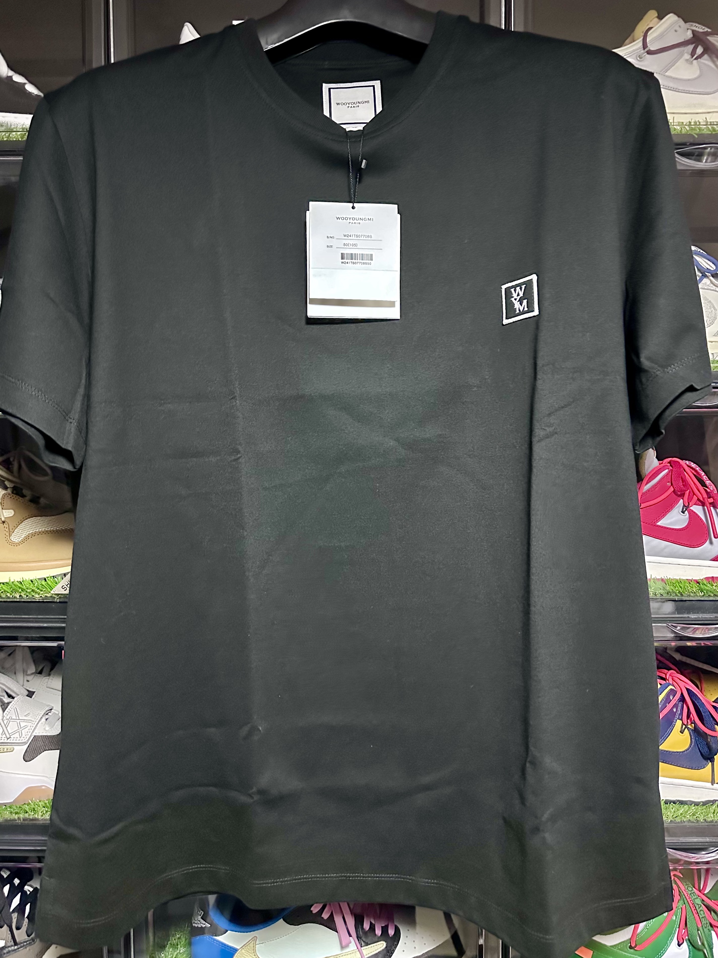 Wooyoungmi Cotton Back Logo T-Shirt Black - 24SS 착용 스타일 - 2