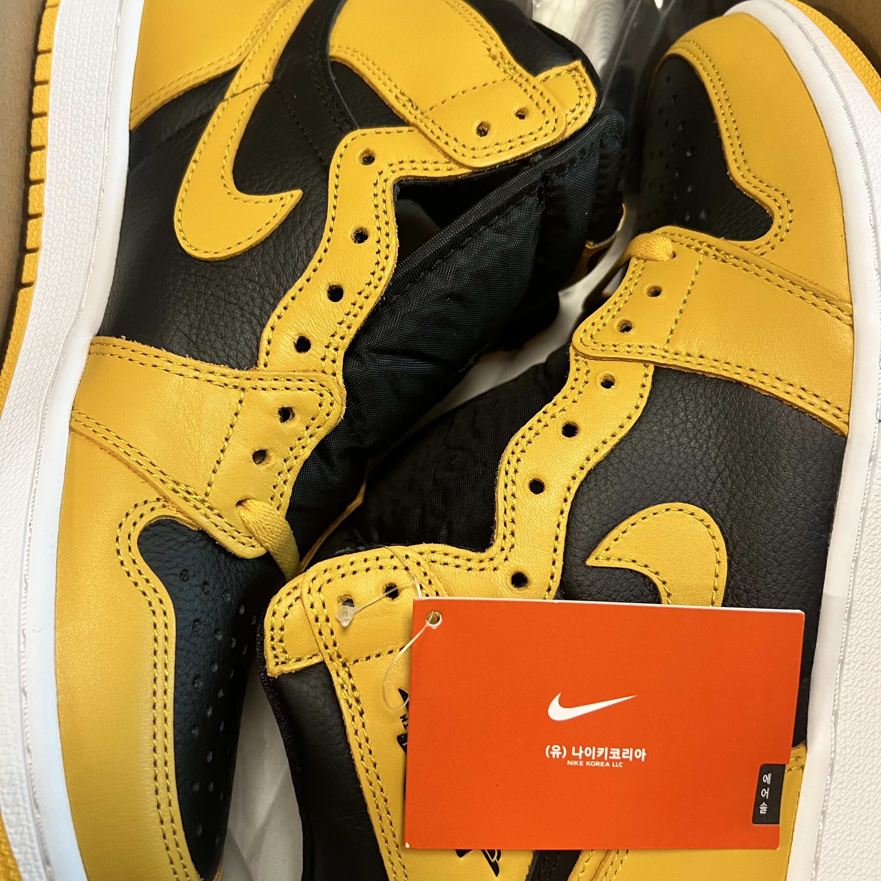 Jordan 1 Retro High OG Pollen 착용 스타일 - 1