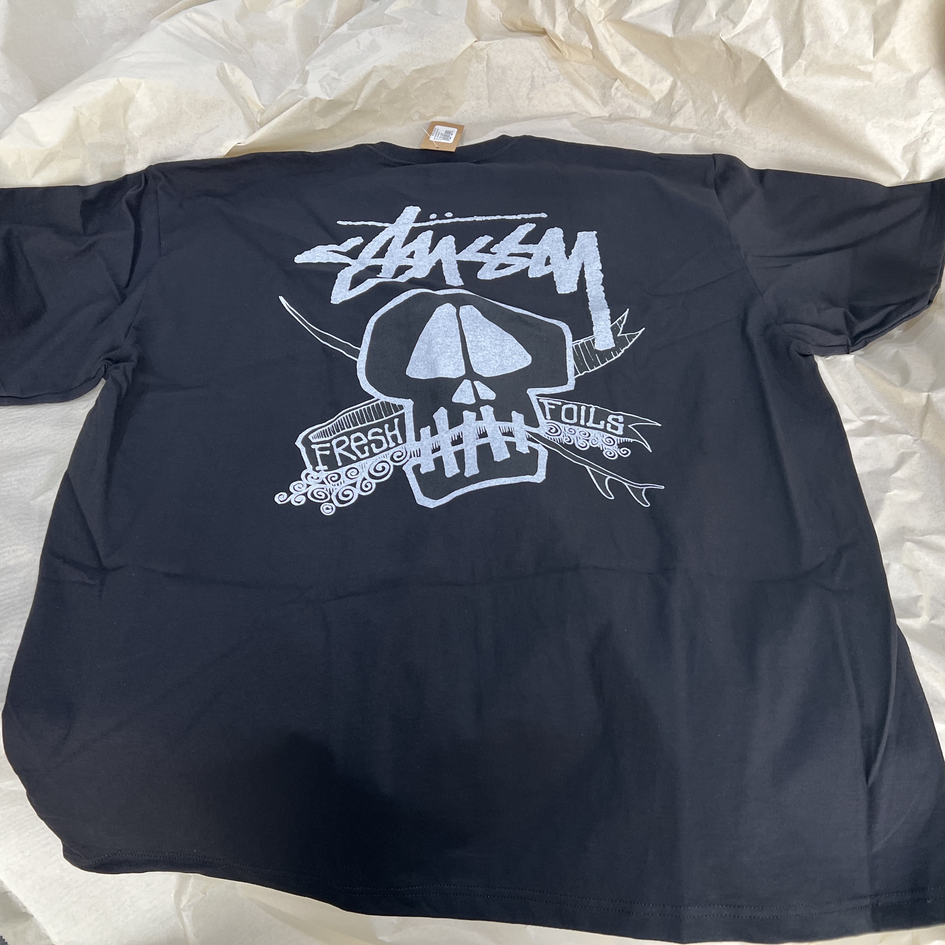 Stussy Fresh Foils T-Shirt Black 착용 스타일