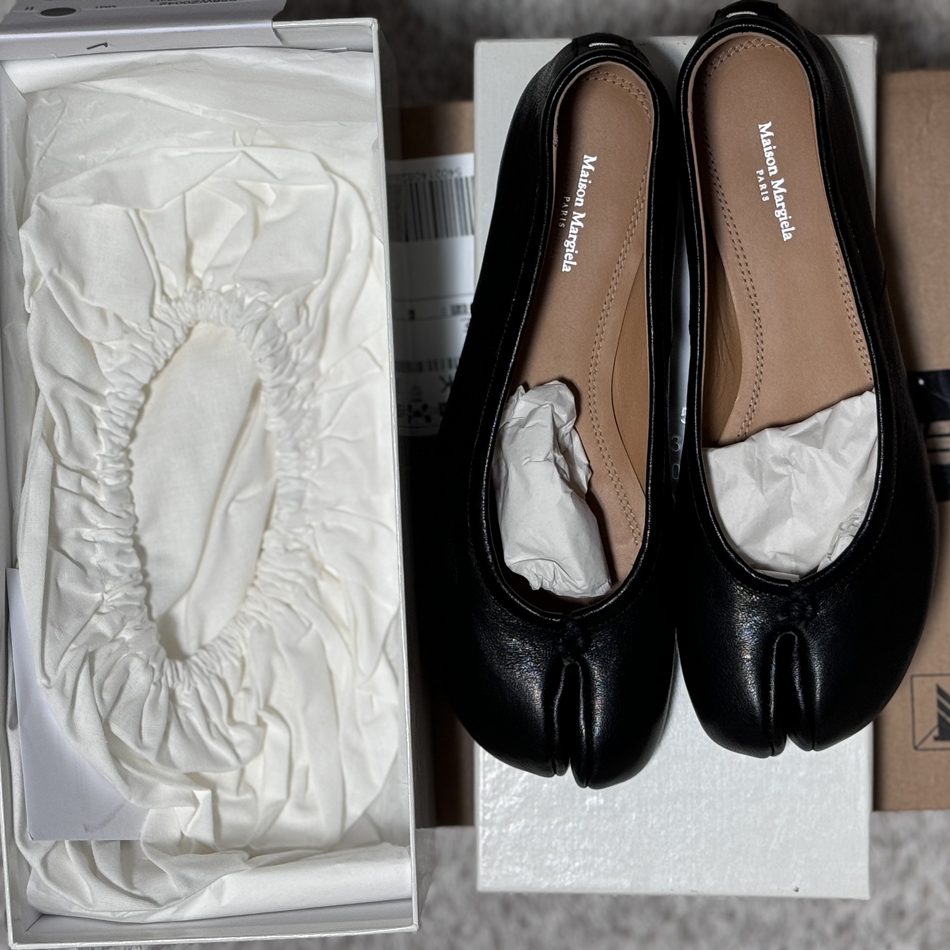 (W) Maison Margiela Tabi Ballet Flat Shoes Black 착용 스타일