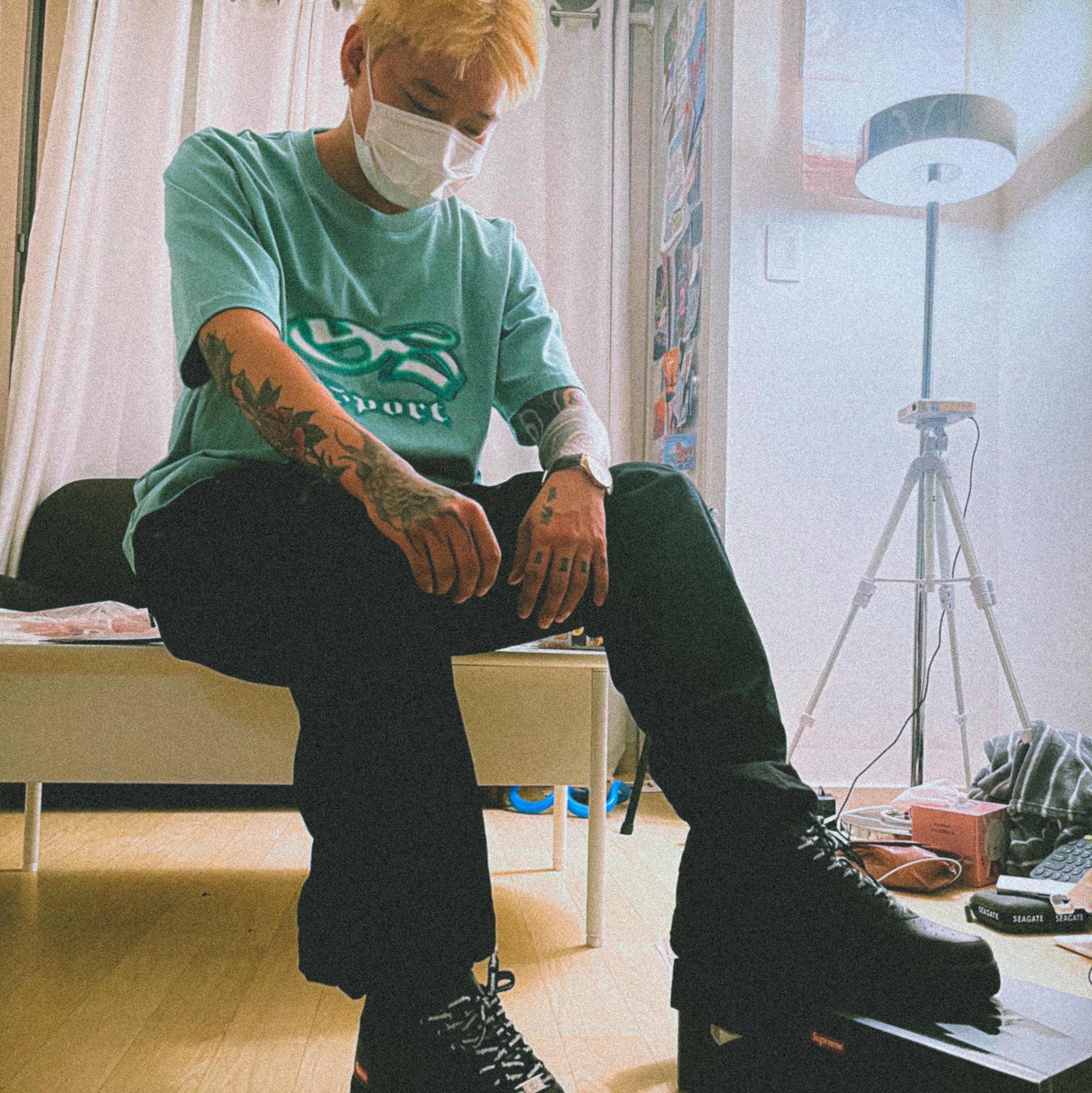 Carhartt WIP Cargo Jogger Black, Nike x Supreme Air Force 1 Low Black 착용 스타일 - 1