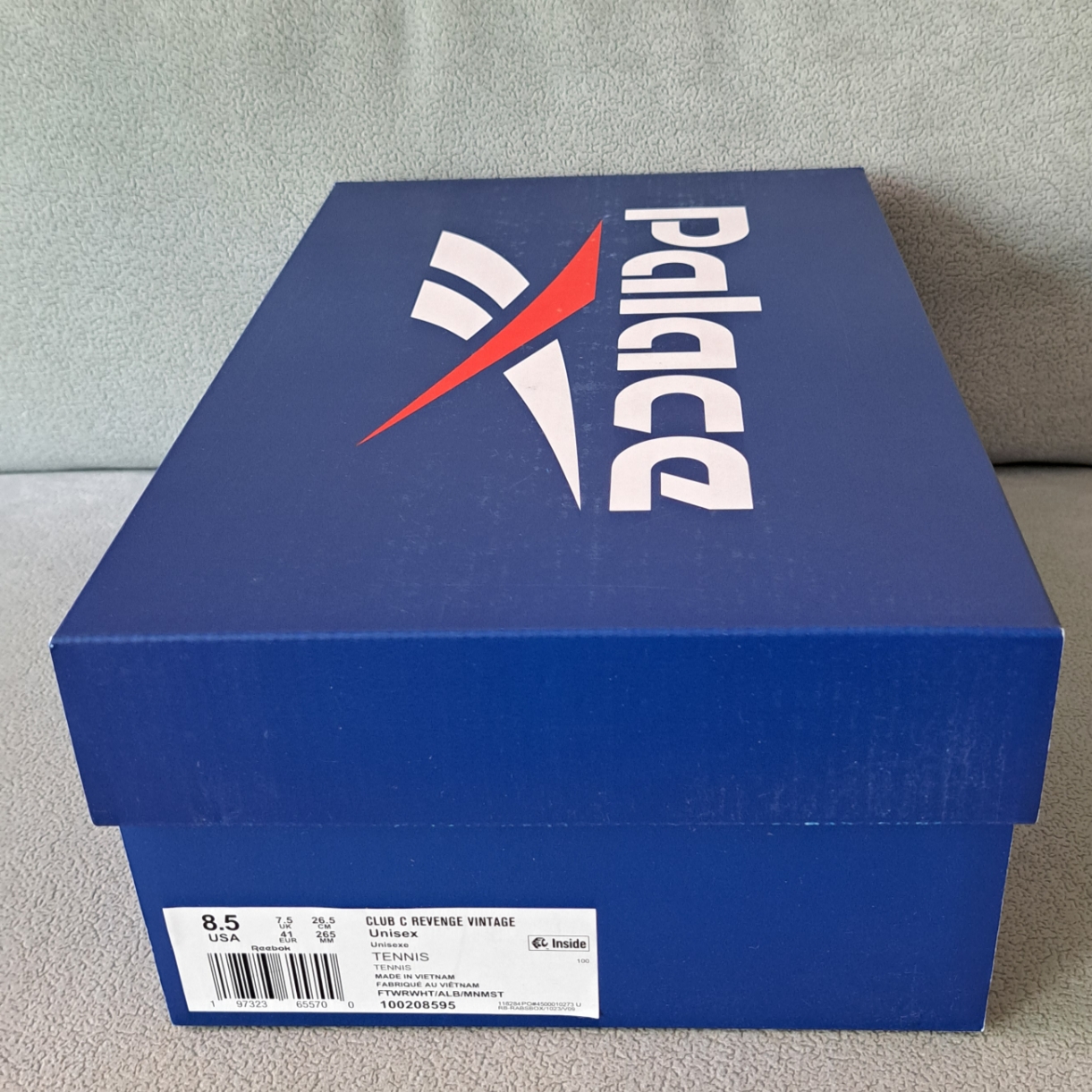 Reebok x Palace Club C White - 24SS 착용 스타일 - 2