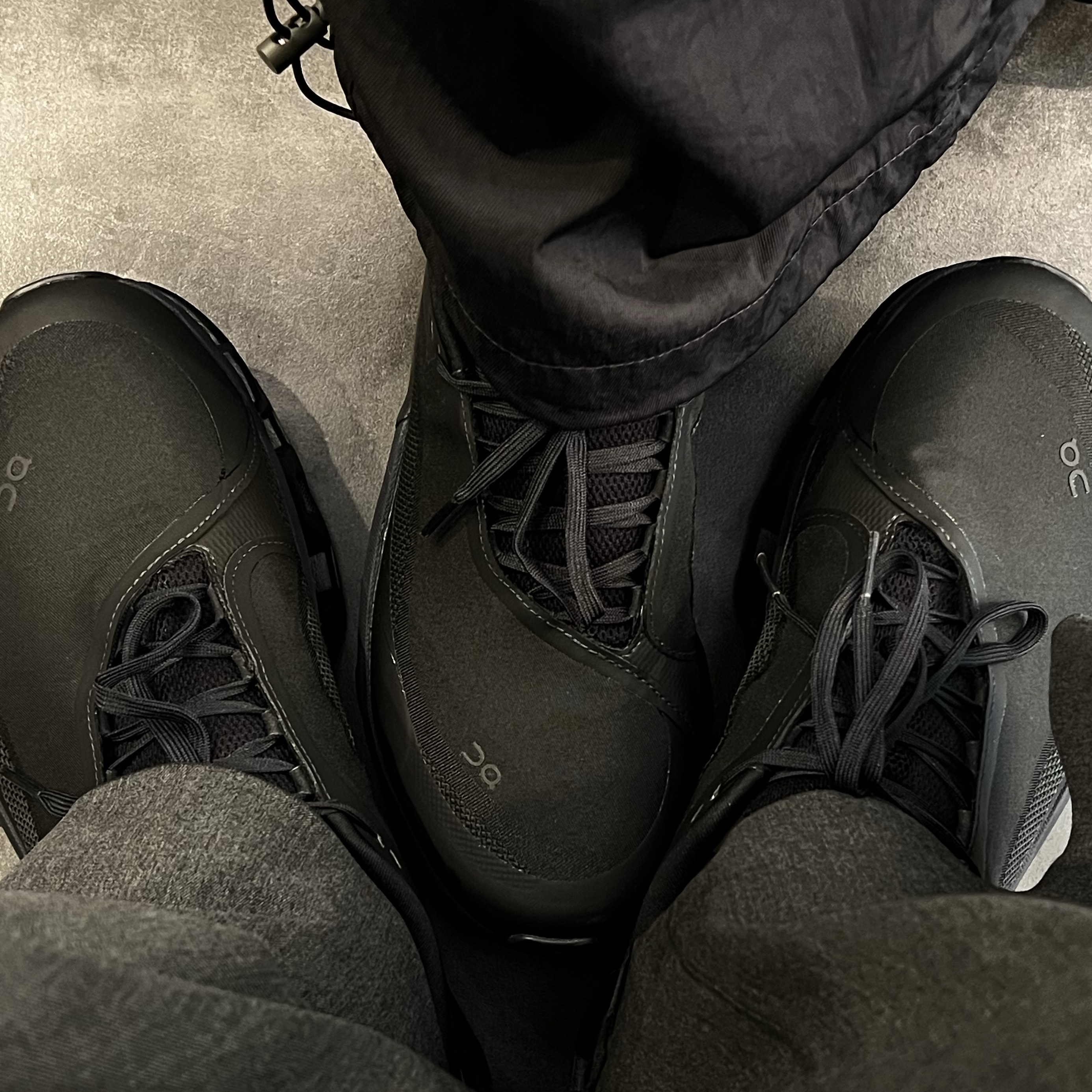 (W) On Running x Post Archive Faction (Paf) Cloudmonster 2 Black Magnet, On Running x Post Archive Faction (Paf) Cloudmonster 2 Black Magnet 착용 스타일 - 1