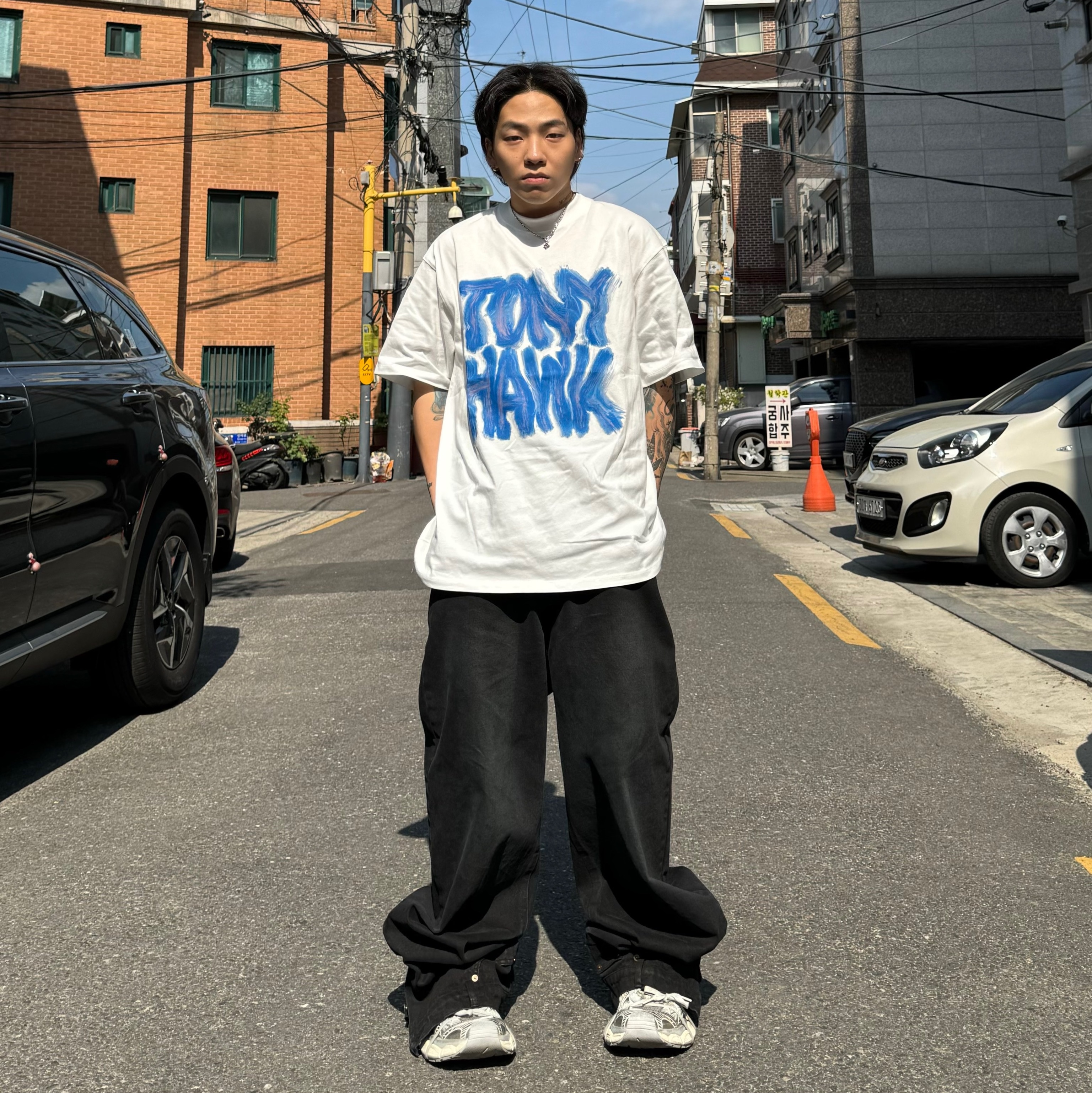 Balenciaga 3XL Sneakers Light Beige 착용 스타일 - 1