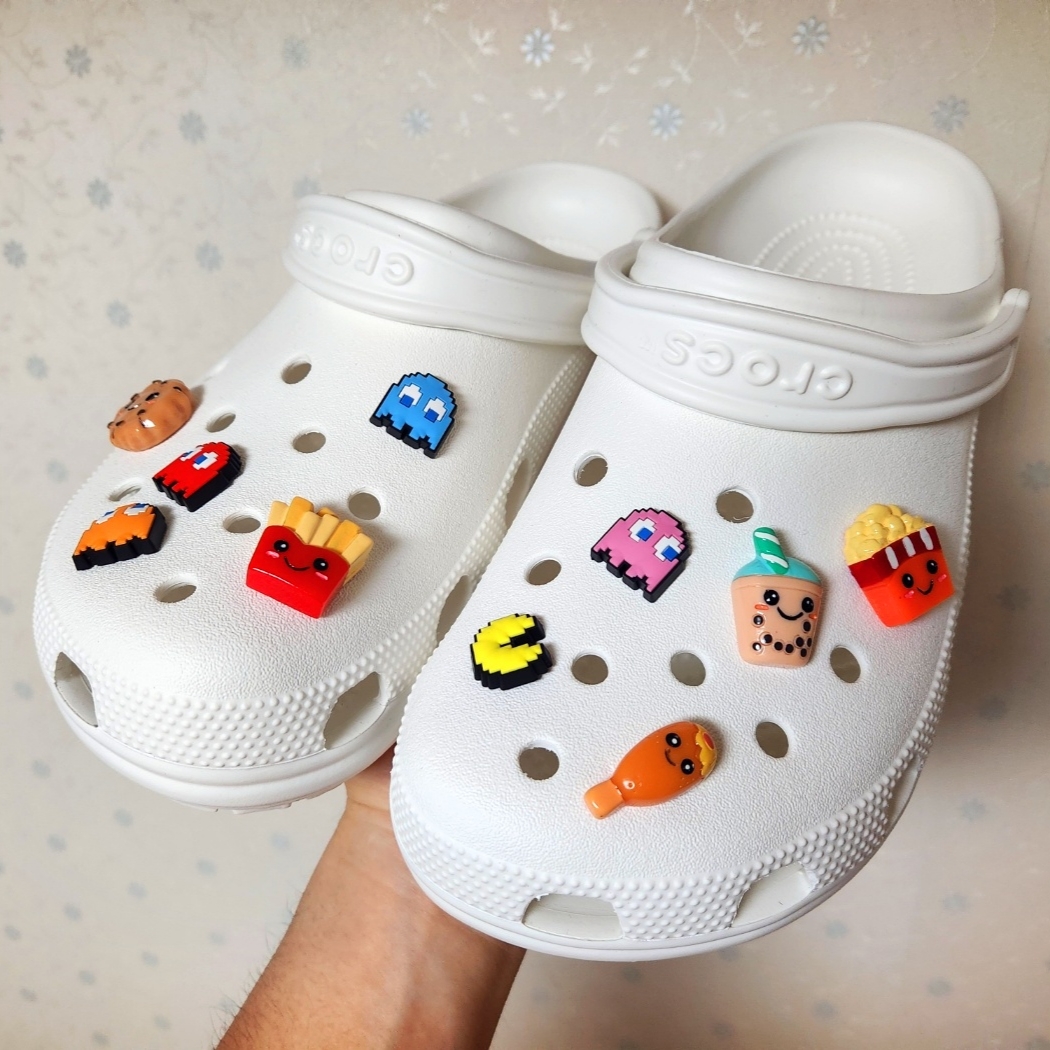 Crocs Classic Clog White 착용 스타일 - 1
