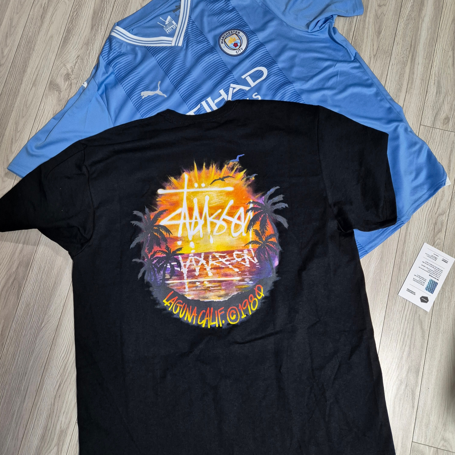 Stussy Sunset T-Shirt Black 착용 스타일 - 1