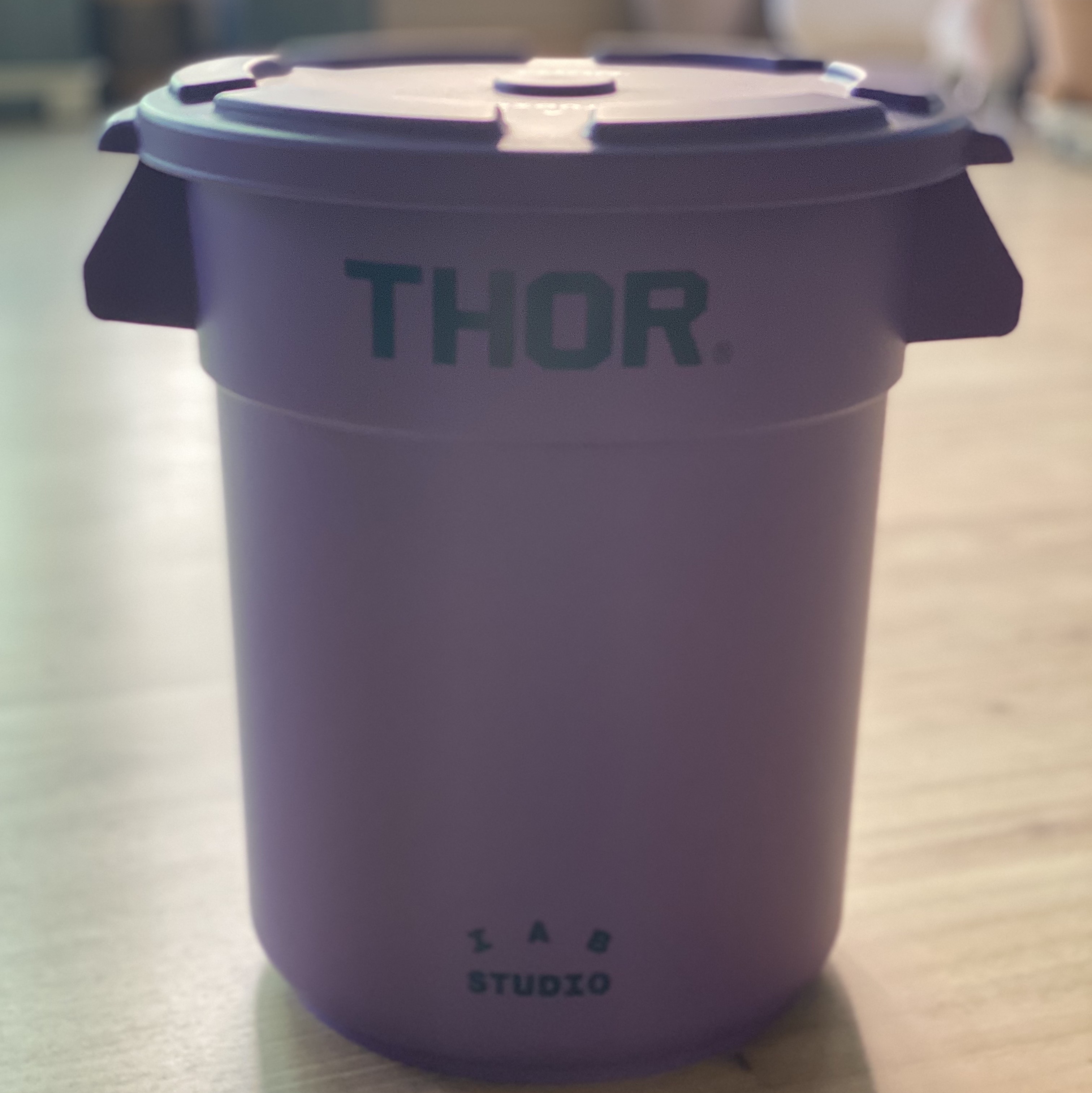 IAB Studio x Thor Round Container Purple (12L & Mini) 착용 스타일