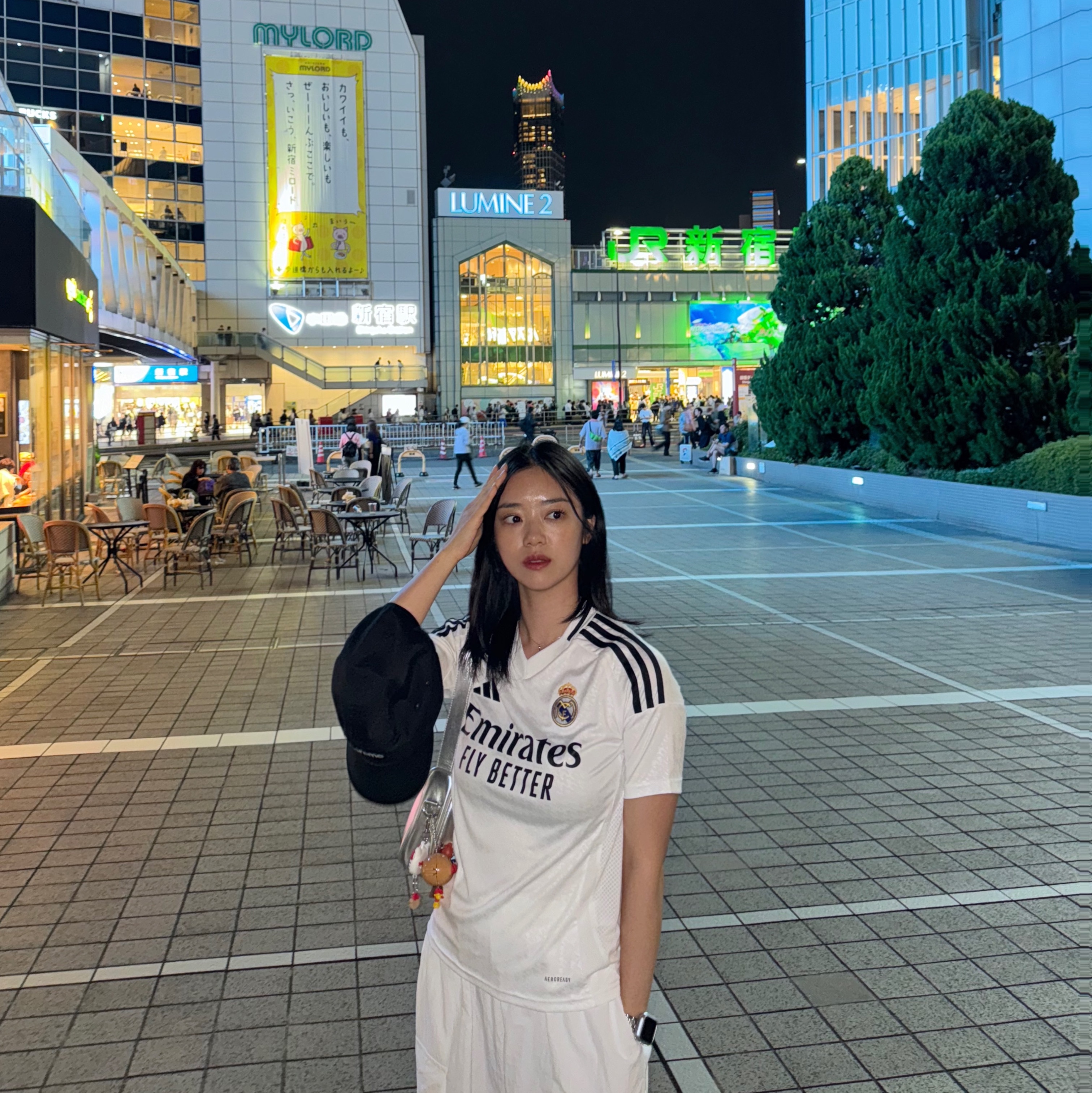 Adidas Real Madrid 2024/25 Home Jersey White - KR Sizing (Non Marking Ver.), Supreme Ventile Camp Cap Black - 22FW 착용 스타일 - 2