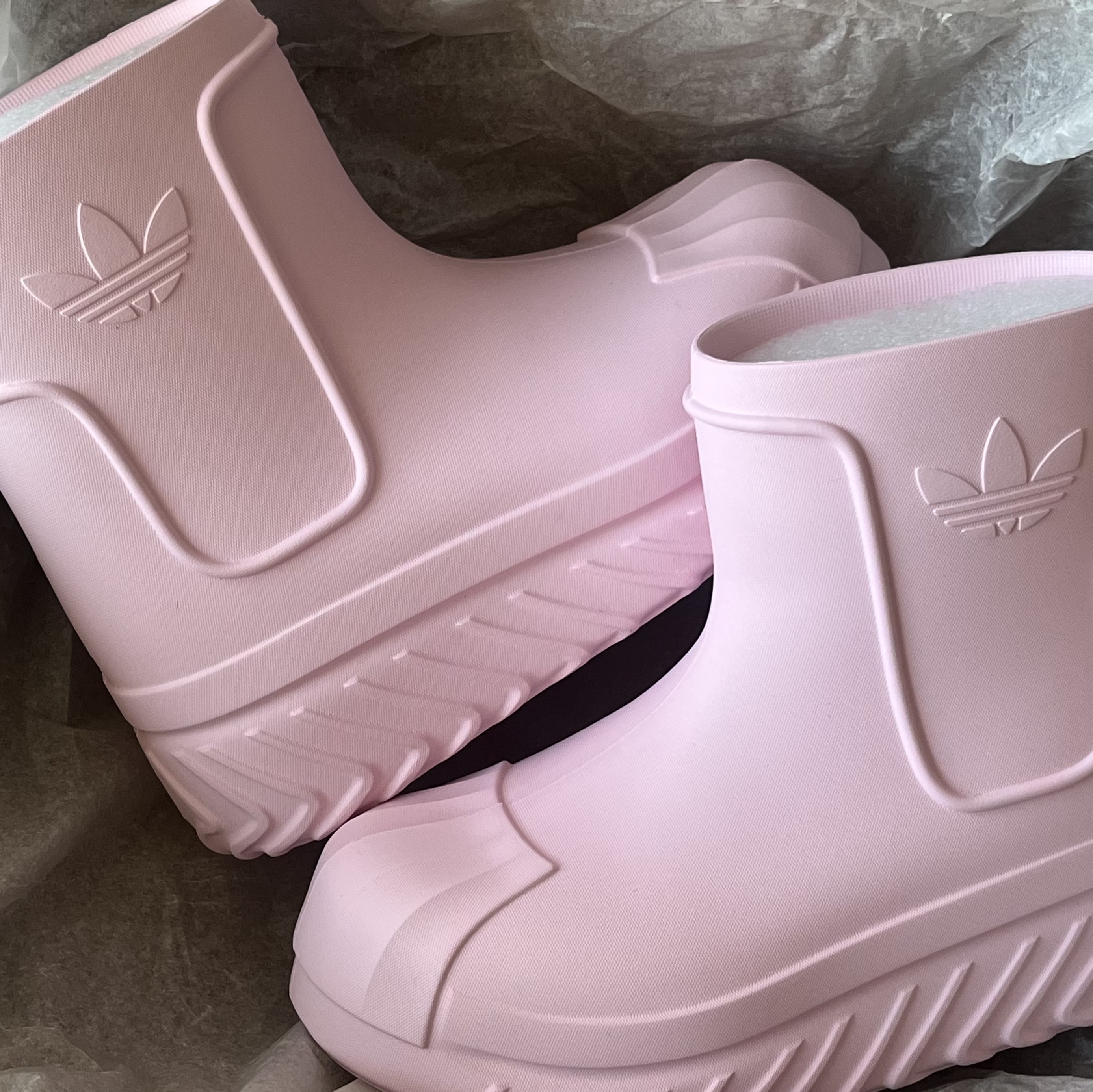 (W) Adidas Adifom Superstar Boot Clear Pink 착용 스타일