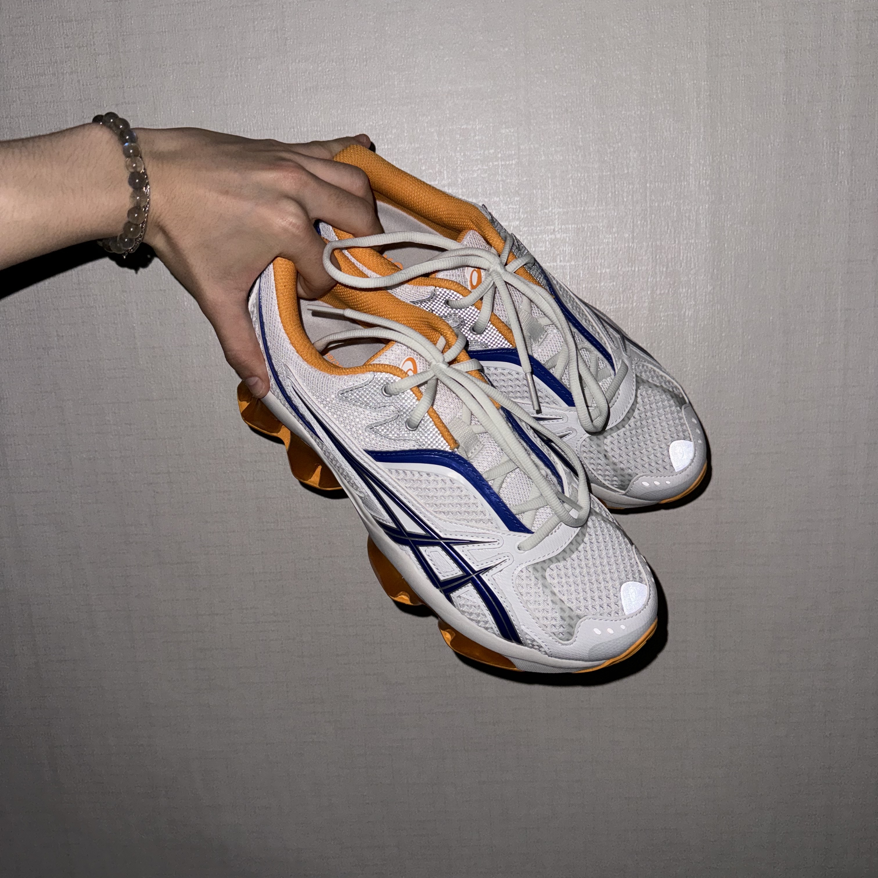 Asics x Kiko Kostadinov Gel-Quantum Zientzia White Blue 착용 스타일 - 3
