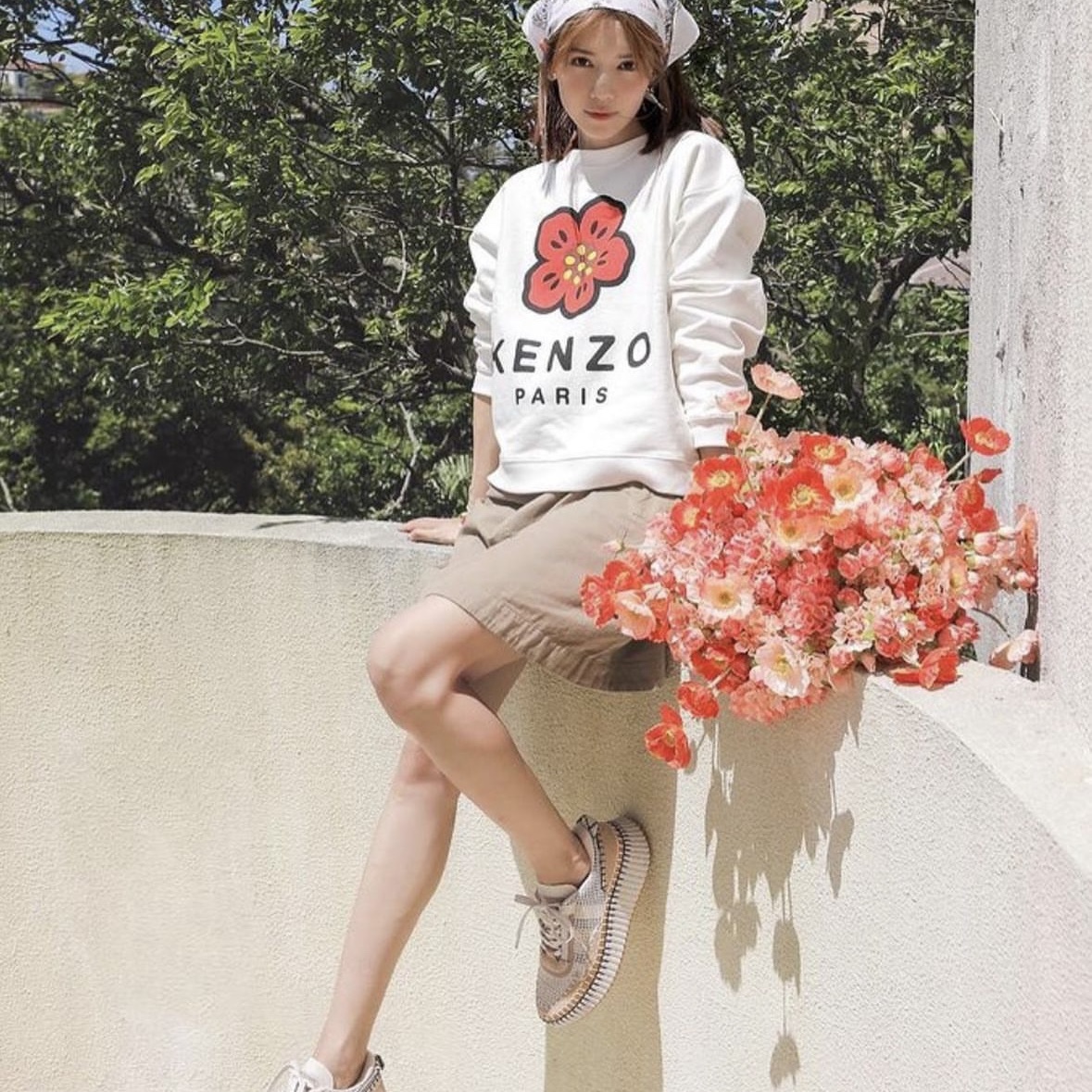 (W) Chloe Nama Sneakers Biscotti Beige 착용 스타일