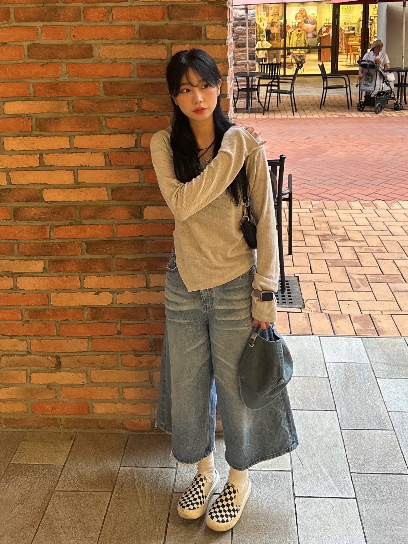 Vans Checkerboard Comfycush One Marshmallow 착용 스타일 - 1