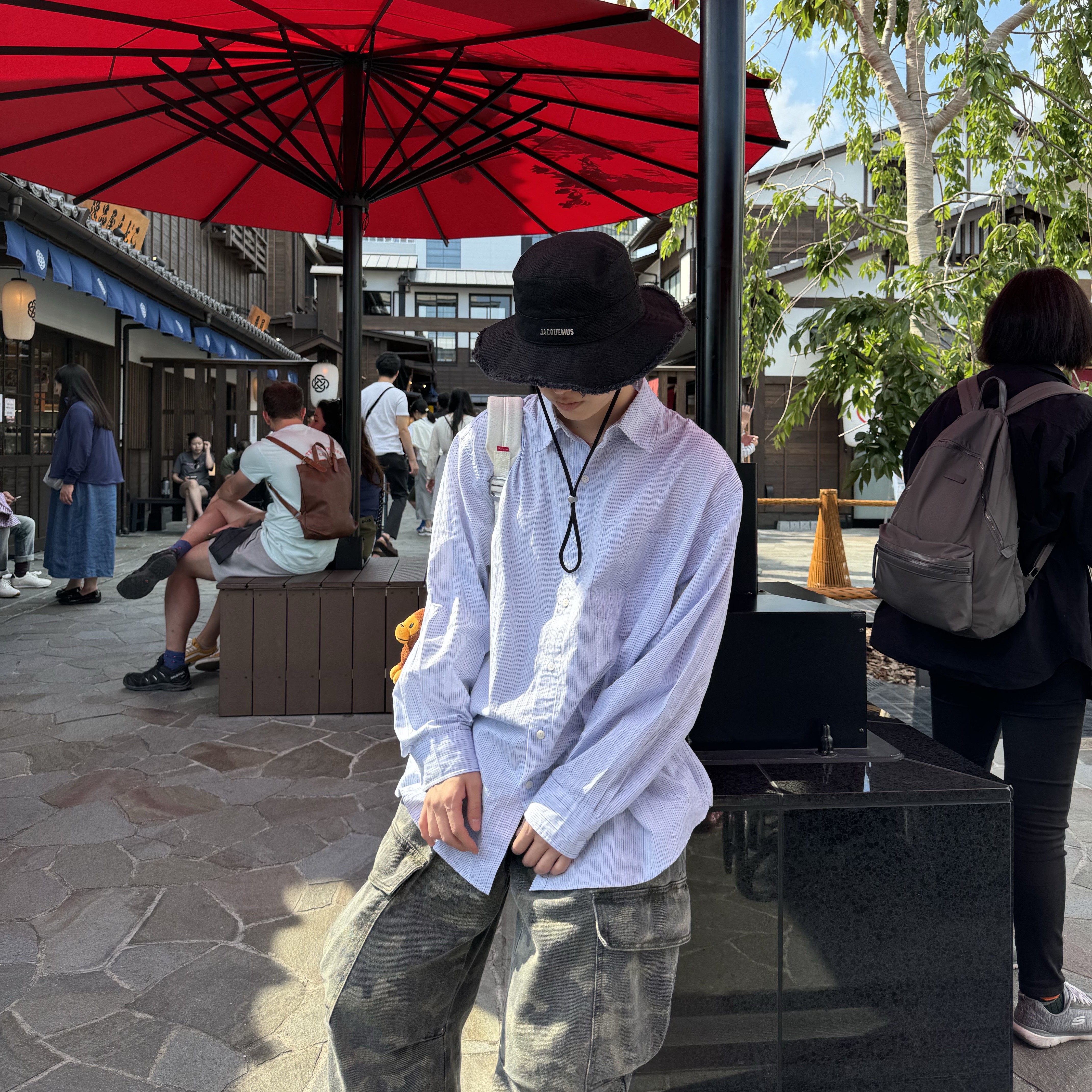 Nike x Matthew M Williams Zoom 004 Baroque Brown, Jacquemus Le Bob Artichaut Bucket Hat Black 착용 스타일 - 3