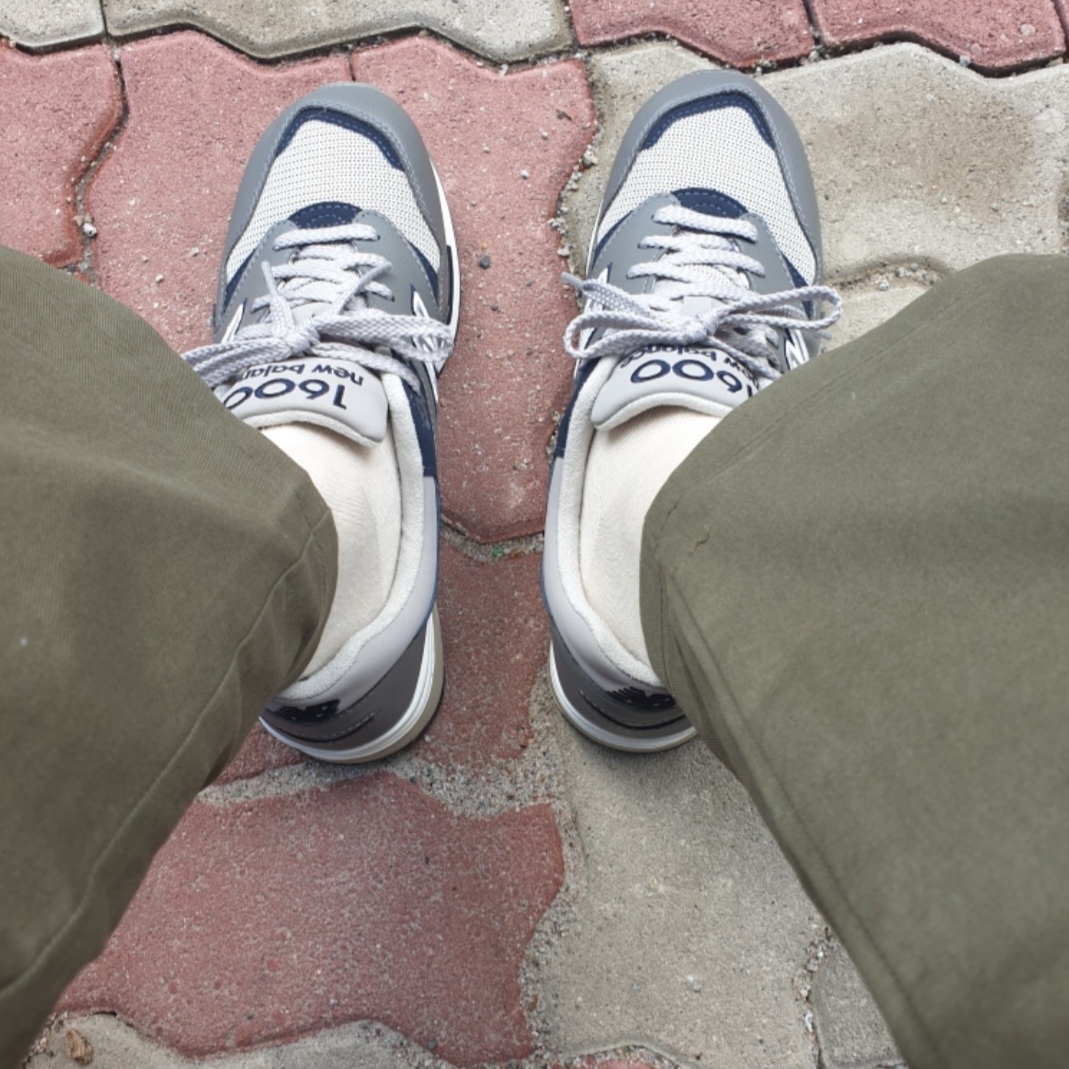 New Balance 1600 Legacy Grey 착용 스타일 - 2