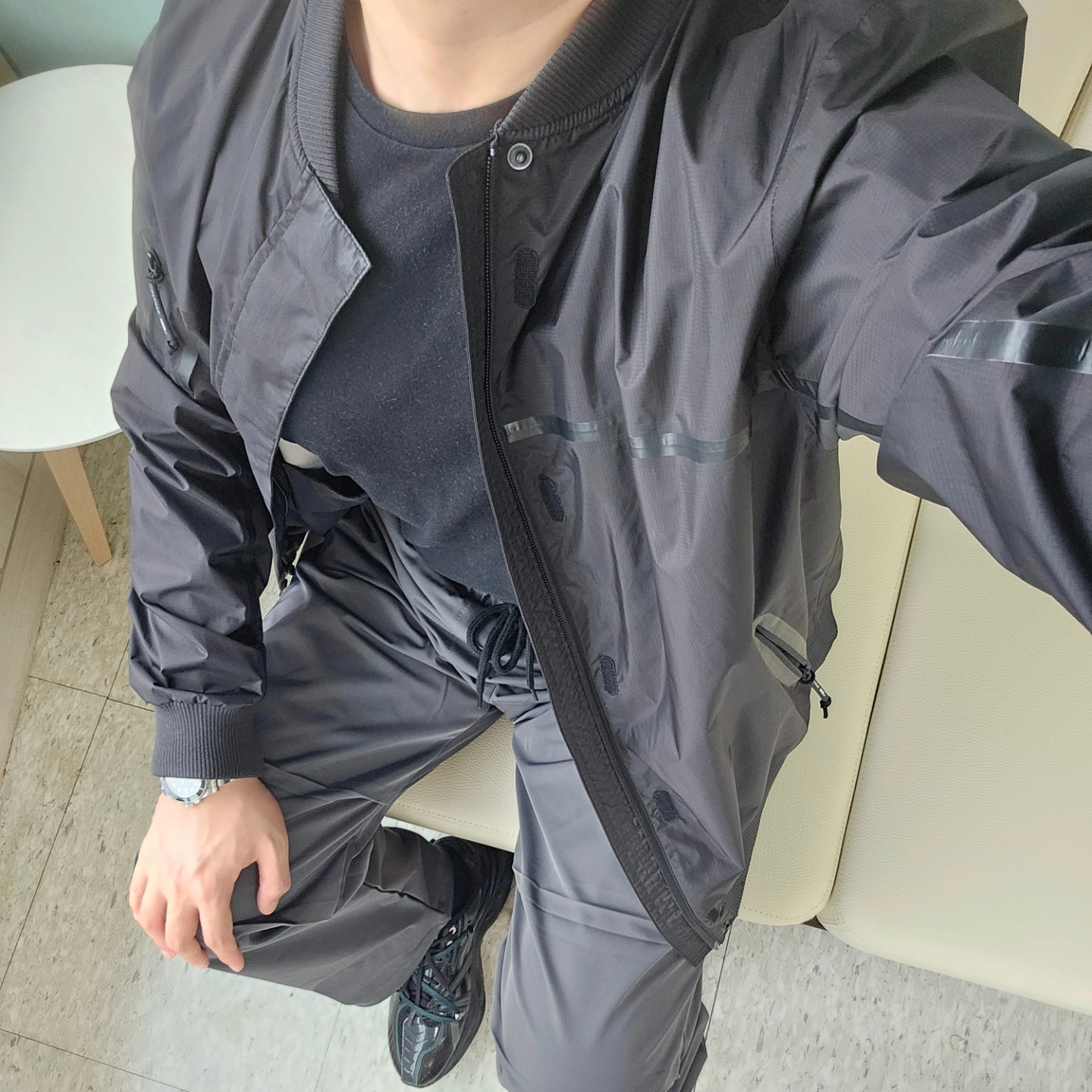 Asics x Andersson Bell HN2-S Protoblast Black, Rolex Submariner 41mm 124060 Black Oyster 착용 스타일 - 4