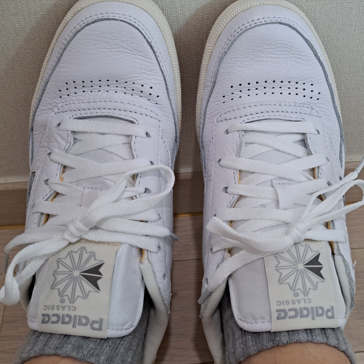 Reebok x Palace Club C White - 24SS 착용 스타일 - 6
