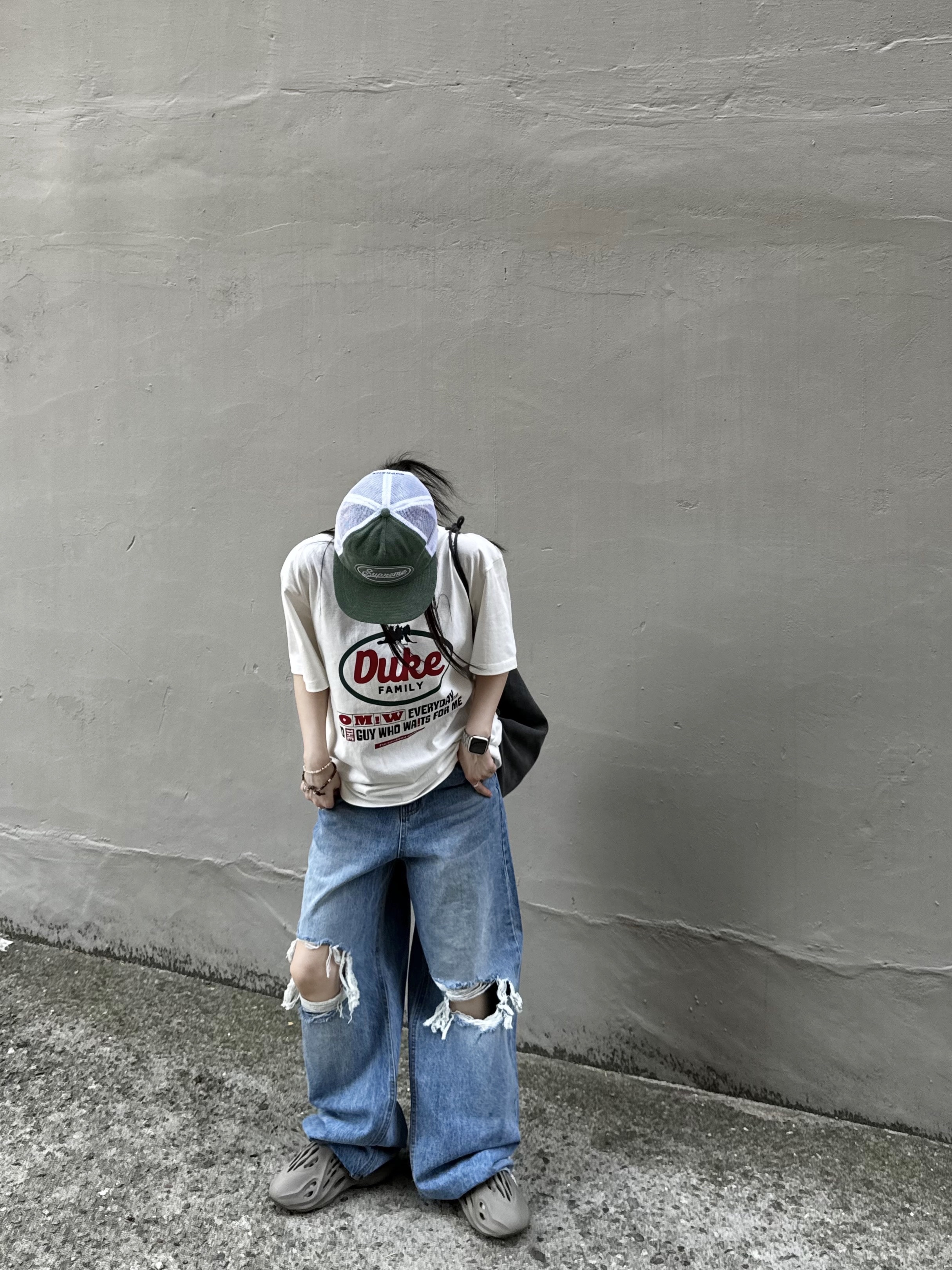 Supreme Terry Mesh Back 5-Panel Work Teal - 24SS, Adidas Yeezy Foam RNNR Stone Sage 착용 스타일 - 2