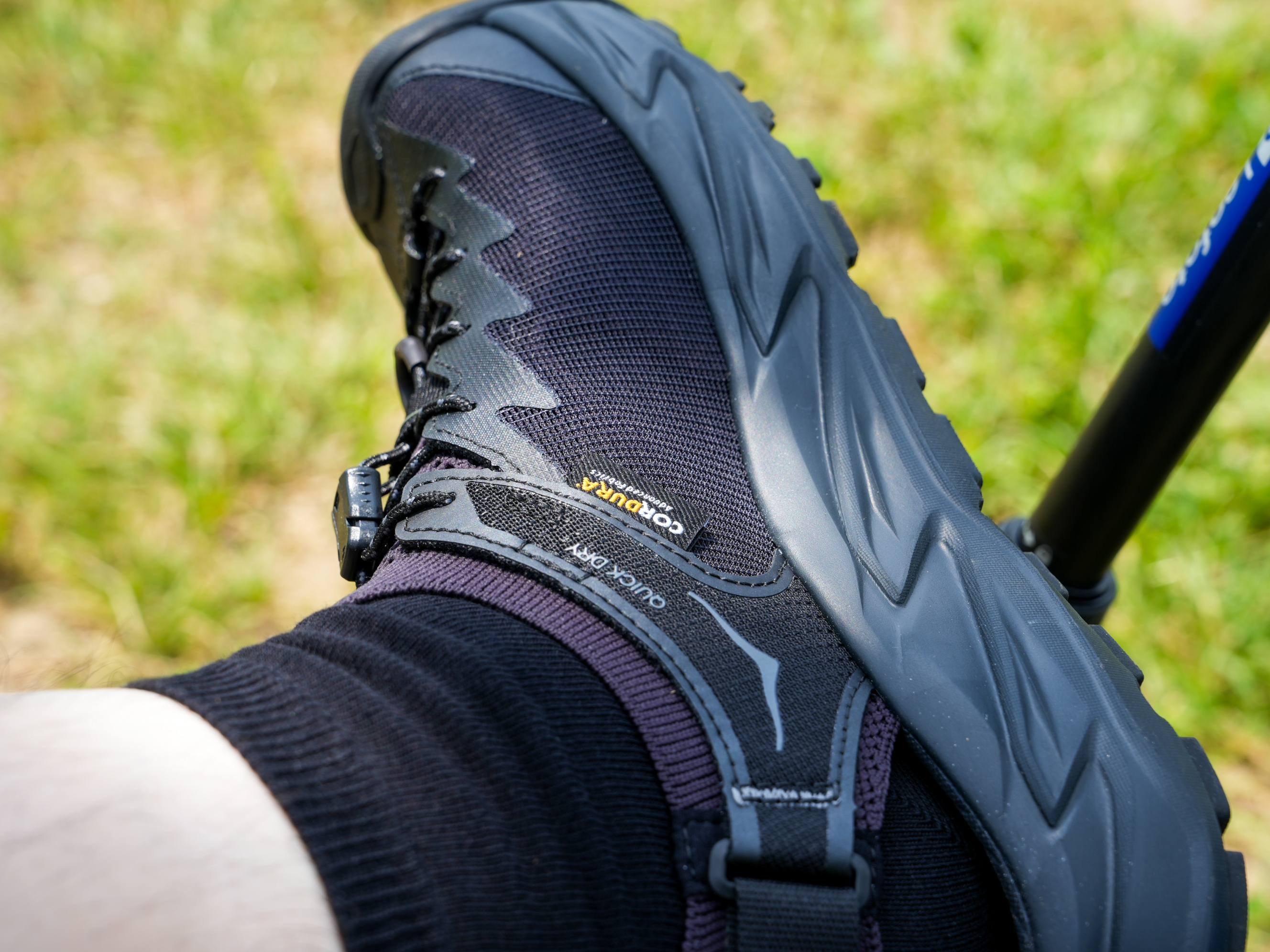 Hoka Hopara 2 Black 착용 스타일 - 3
