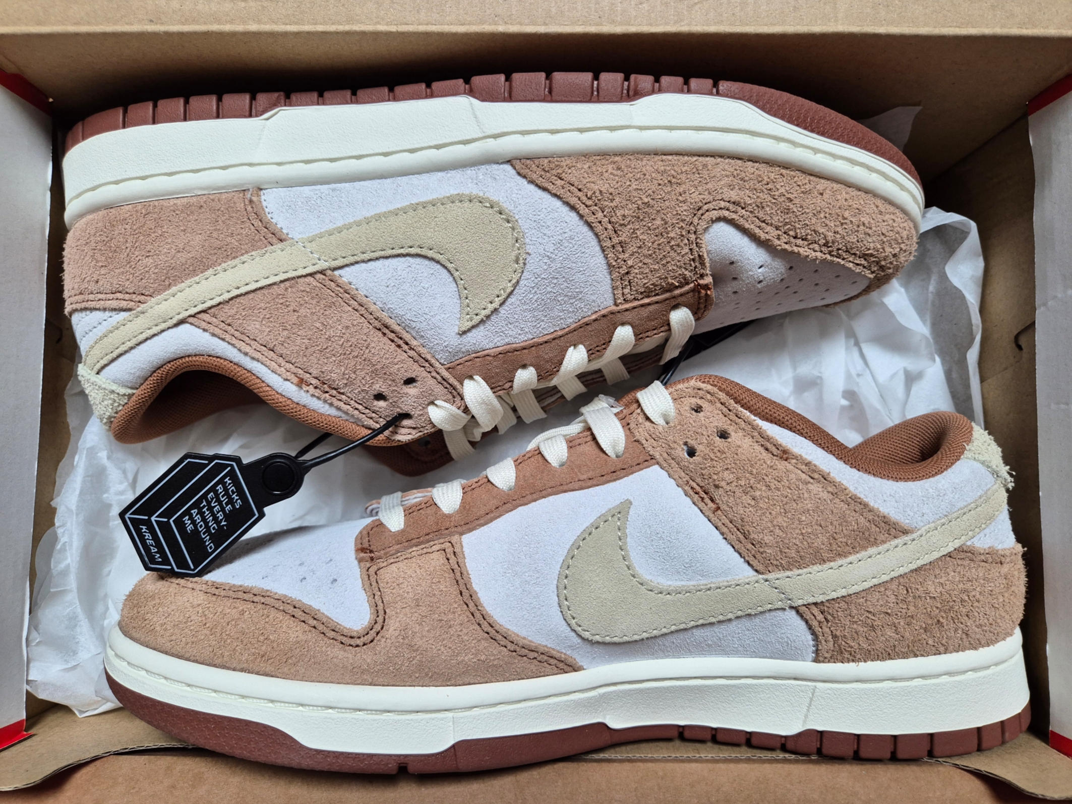 Nike Dunk Low Pro Premium Medium Curry 착용 스타일 - 4