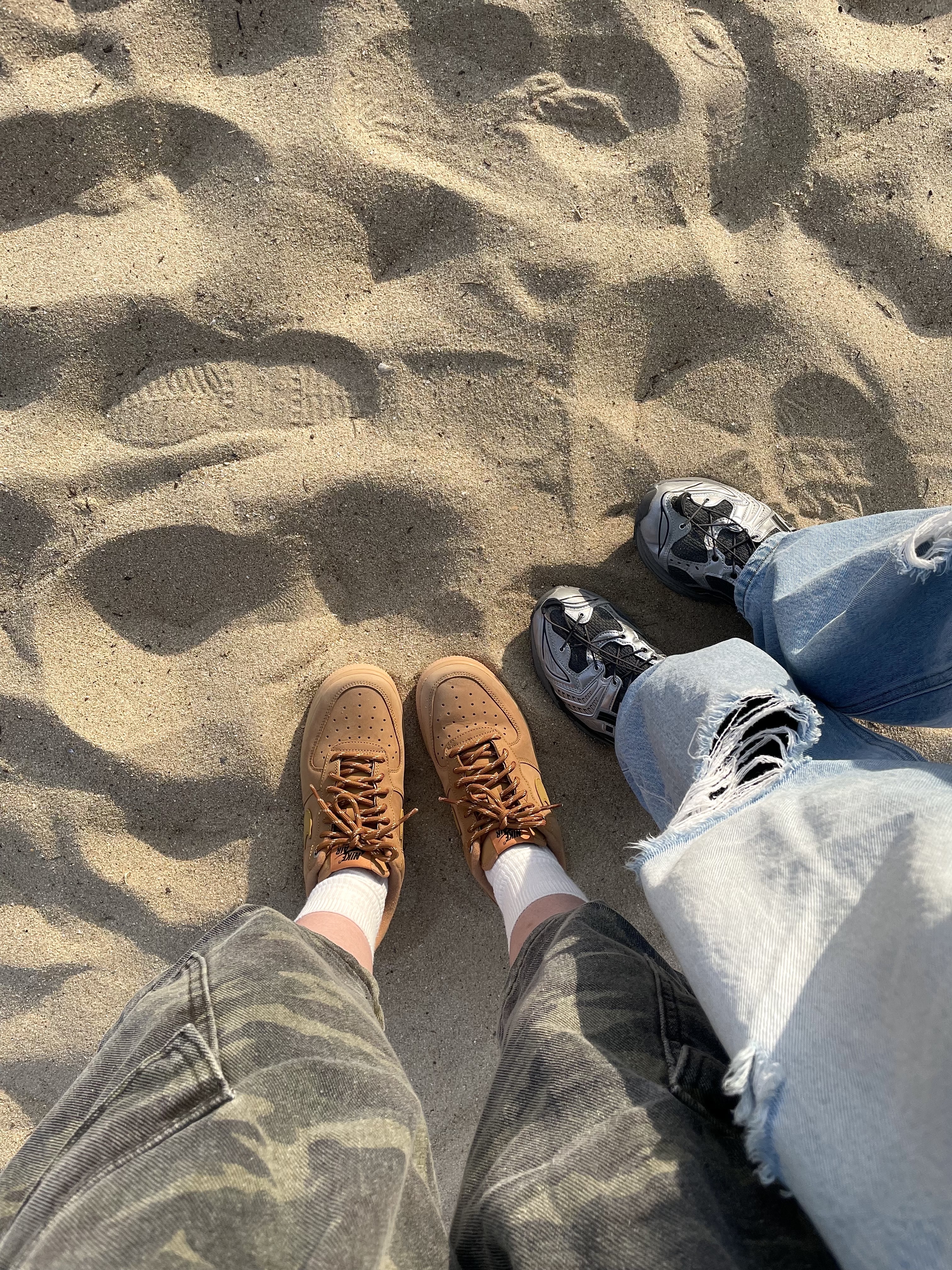 Nike Air Force 1 '07 WB Flax 착용 스타일 - 4