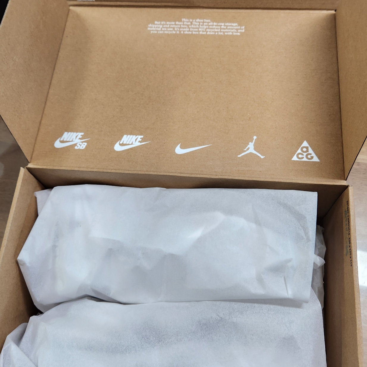 Nike ZoomX Vaporfly Next% 3 White Grey 착용 스타일 - 2