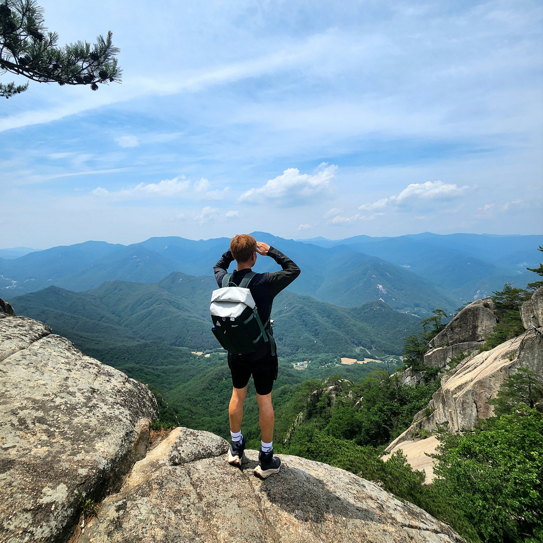 Nike ACG Snowgrass Cargo Shorts Black - Asia, Nike ACG Devastation Trail Work Shirt Cave Purple - Asia 착용 스타일