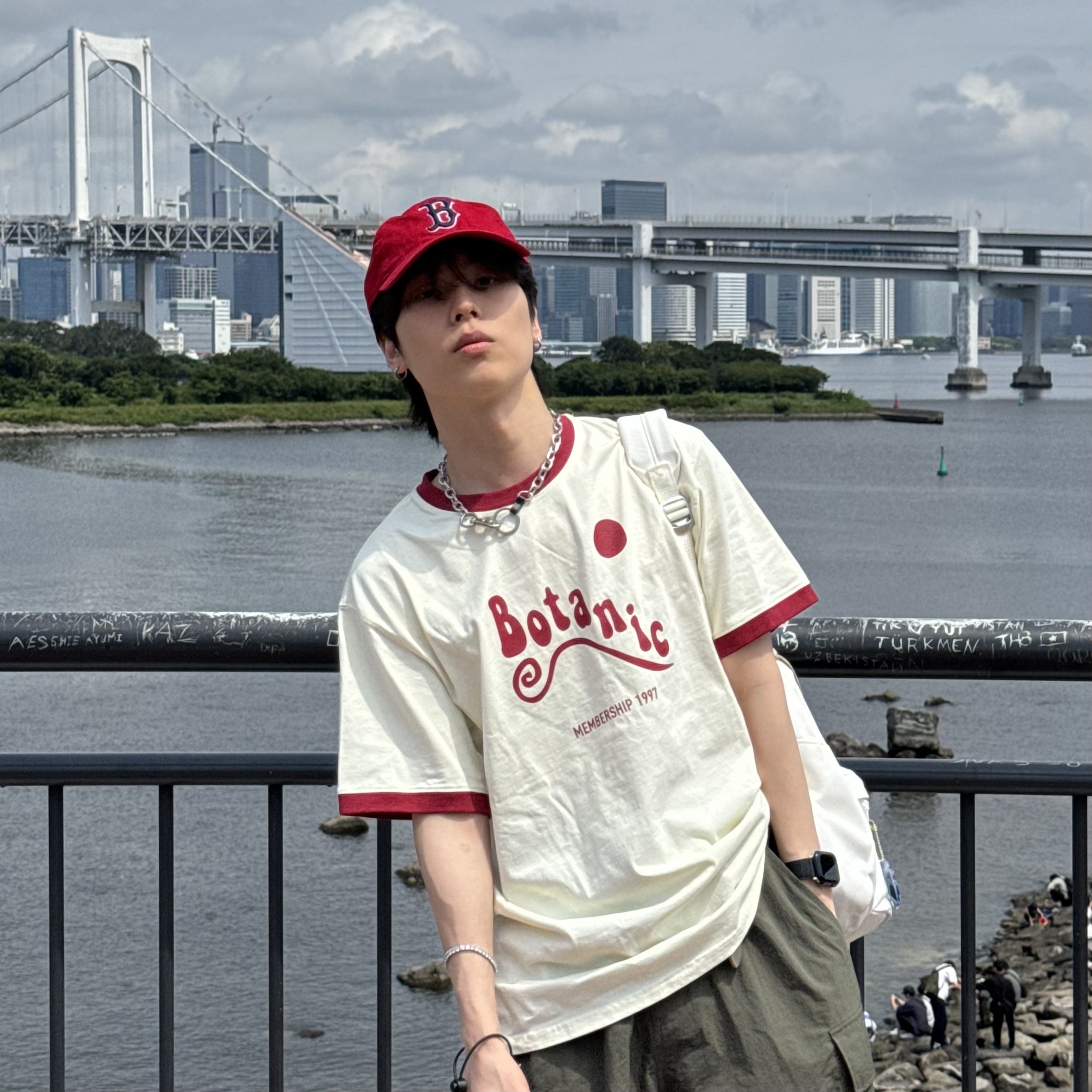 Supreme Canvas Backpack White, Nike x Matthew M Williams Zoom 004 Baroque Brown 착용 스타일 - 2