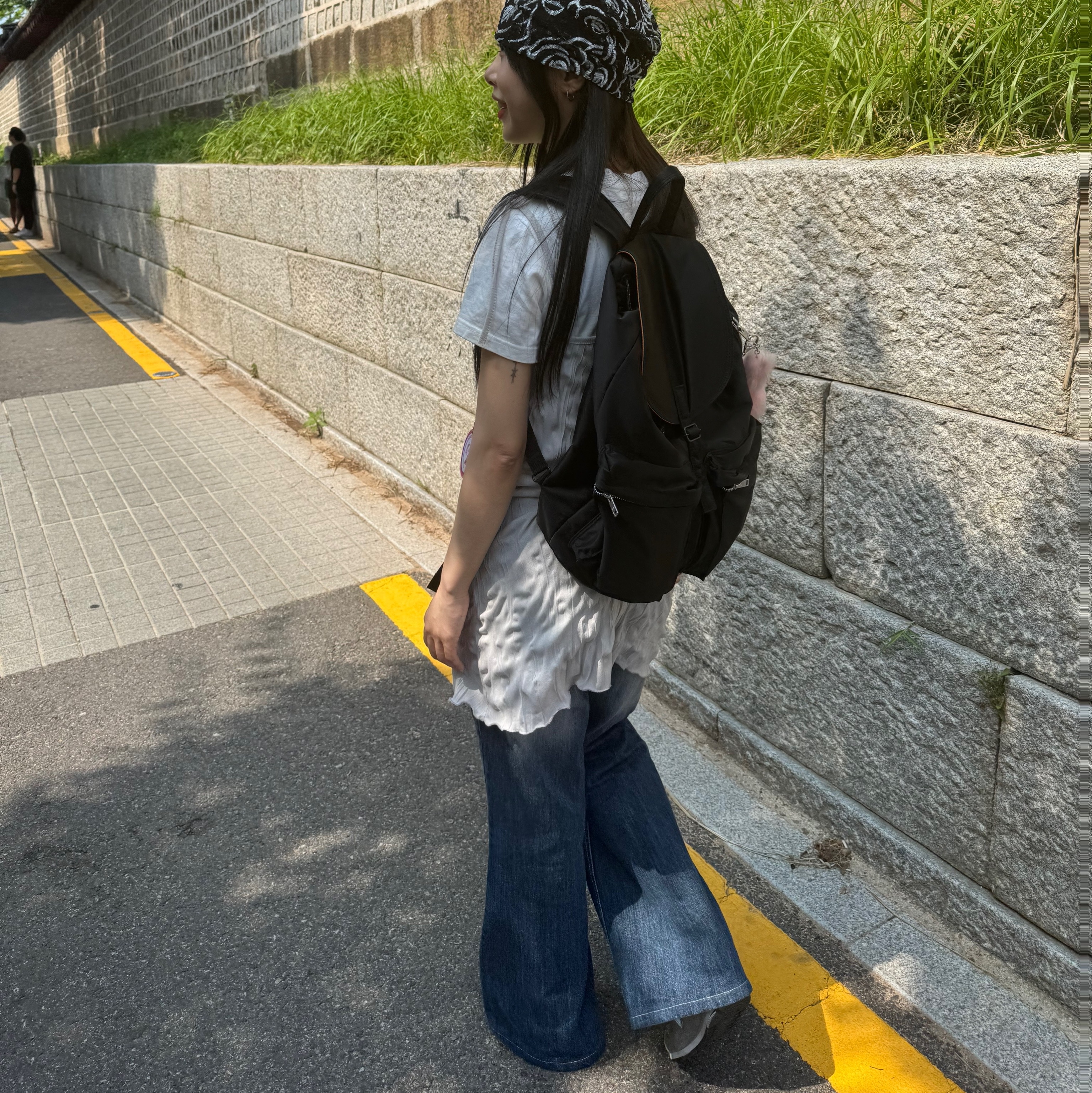 Porter Tanker Backpack Black 착용 스타일