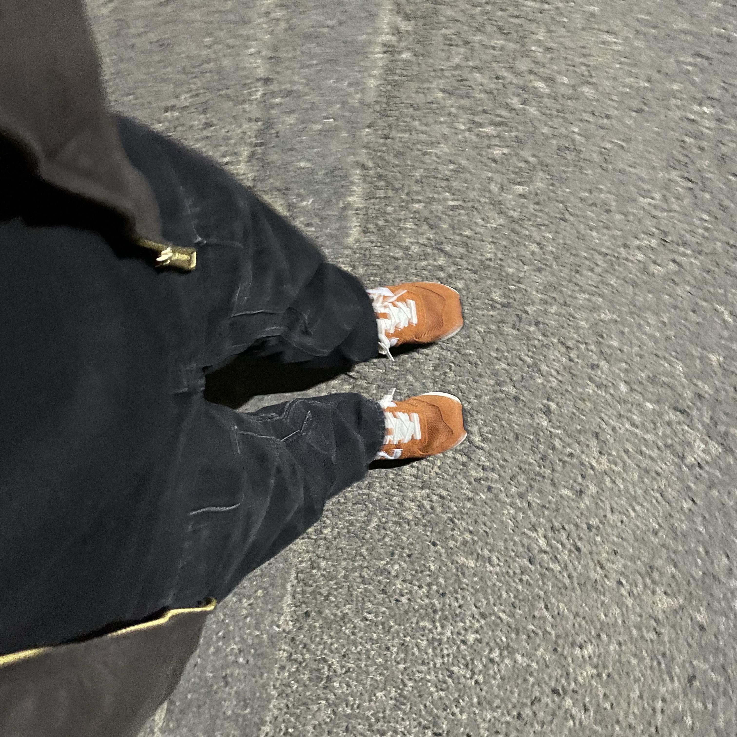 New Balance 574 Heritage Orange Burst White, Carhartt WIP Organic Cotton Dearborn Canvas Detroit Jacket Tobacco Black - Spring 착용 스타일