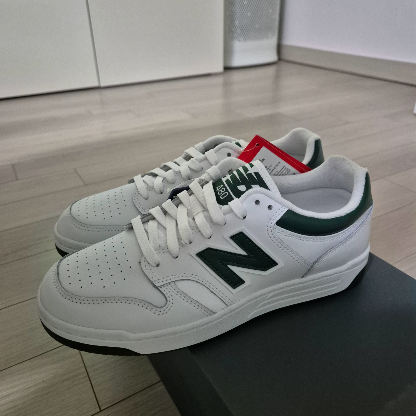 New Balance 480 White Green 착용 스타일 - 2
