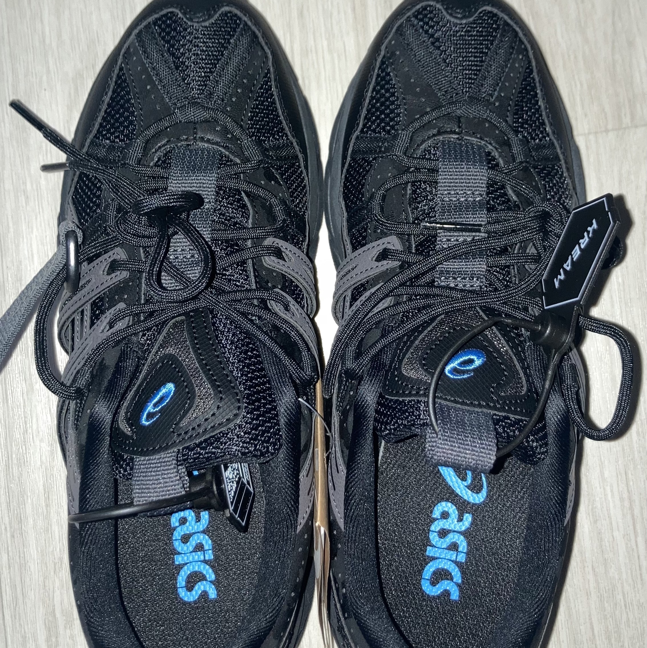 Asics Gel-Sonoma 15-50 Black Obsidian Grey 착용 스타일 - 2