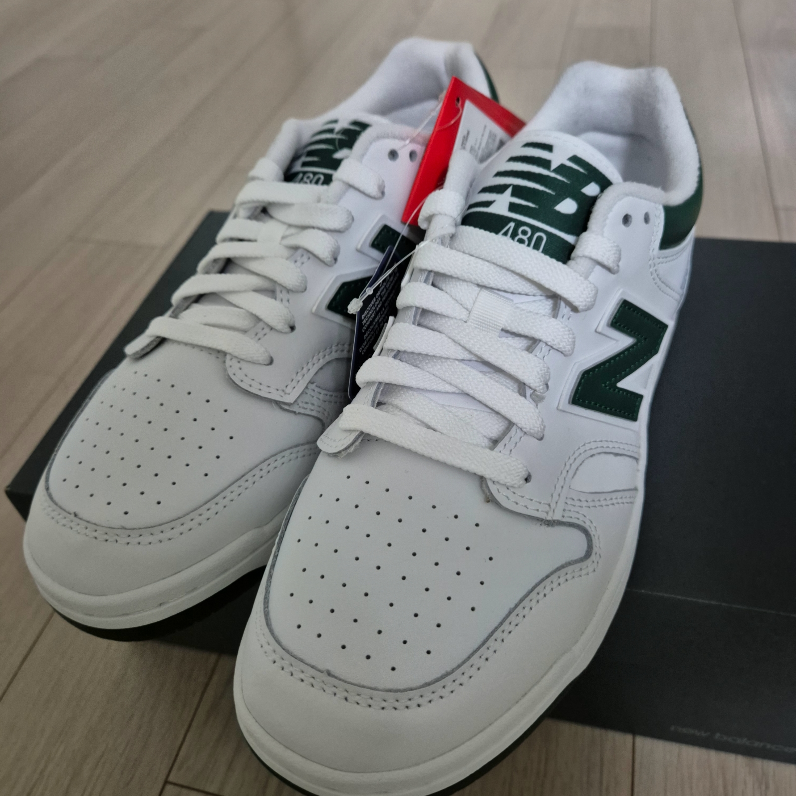 New Balance 480 White Green 착용 스타일 - 1
