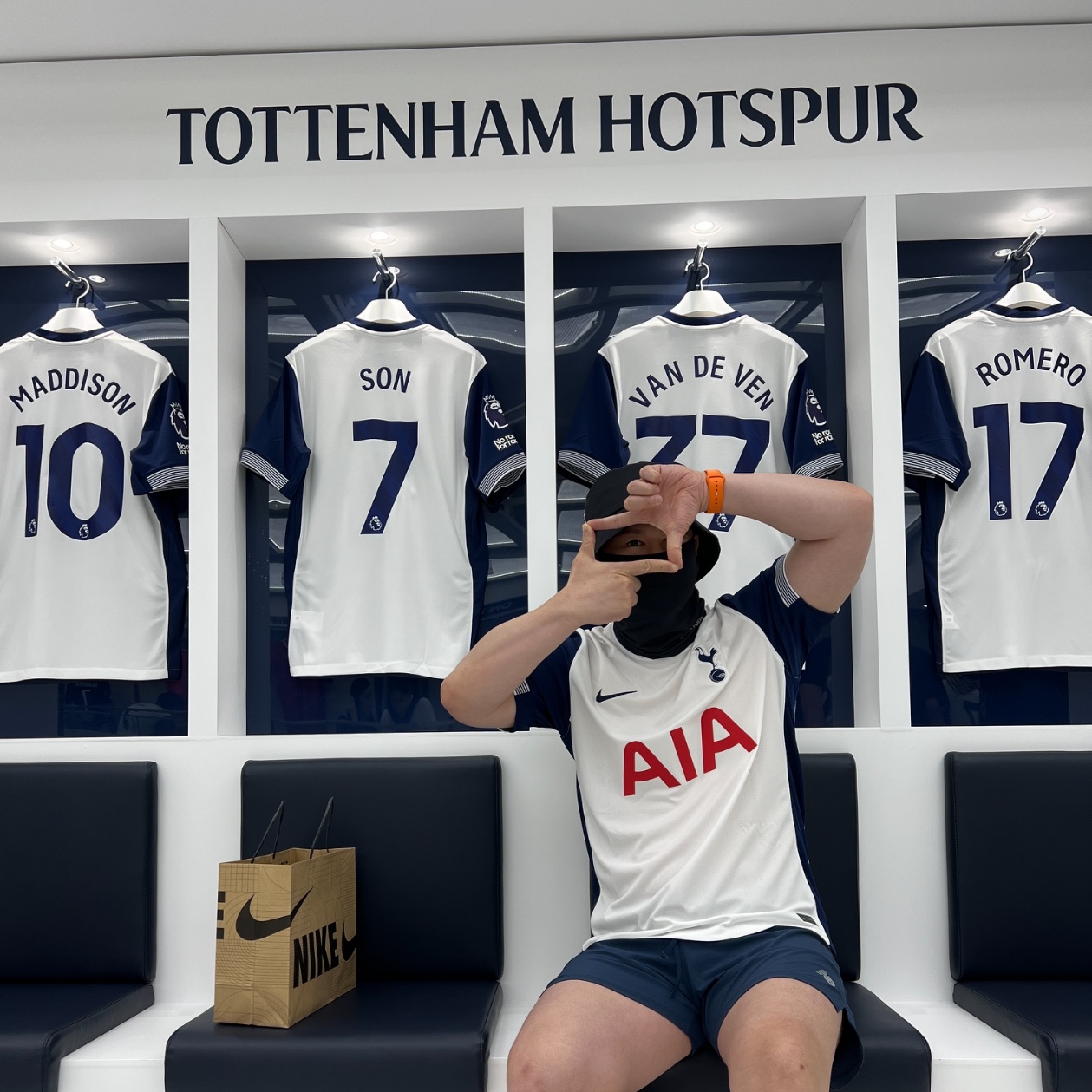 Nike Tottenham Hotspur 2024/25 Dri-Fit Stadium Home Jersey White (Non Marking Ver.) 착용 스타일