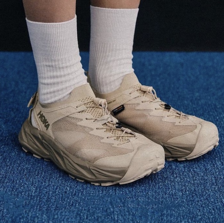 (W) Hoka Hopara 2 Shifting Sand 착용 스타일