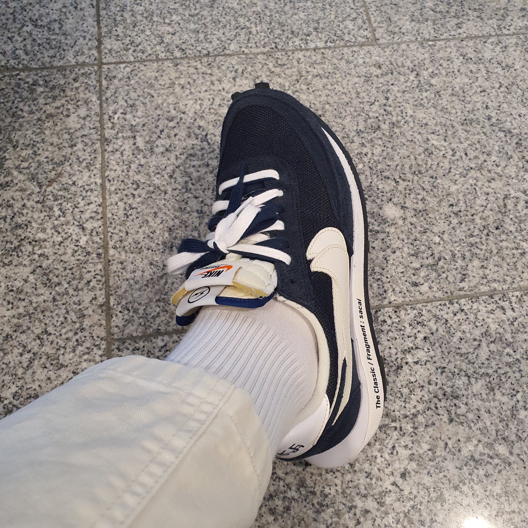 Nike x Sacai x Fragment LDWaffle Blackened Blue 착용 스타일