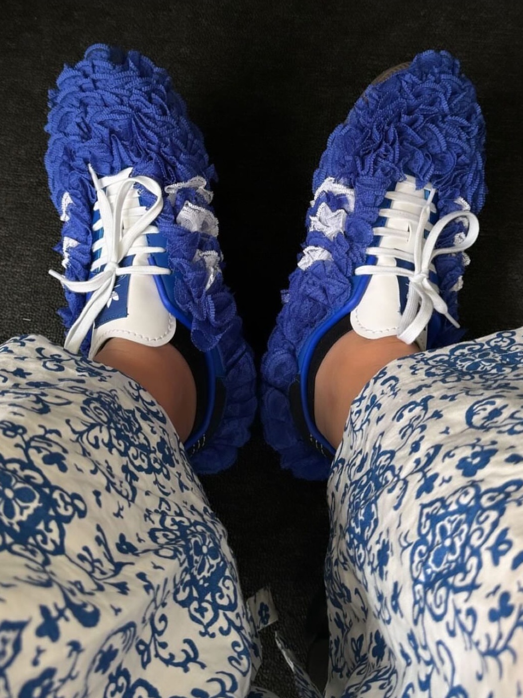 Caroline Hu x Adidas Women Samba Lace Blue - 24FW 착용 스타일