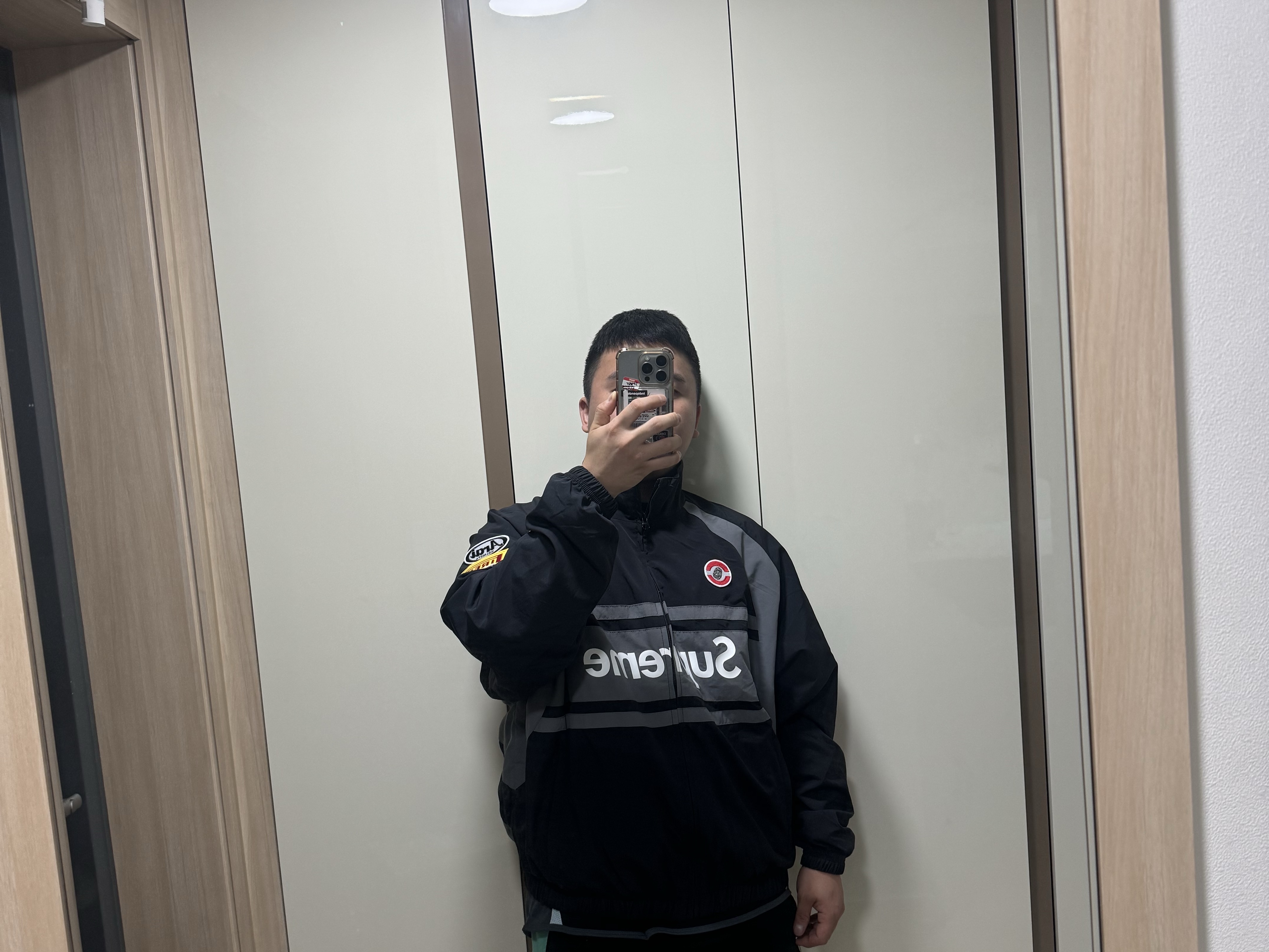 Supreme x Ducati Track Jacket Black - 24SS 착용 스타일