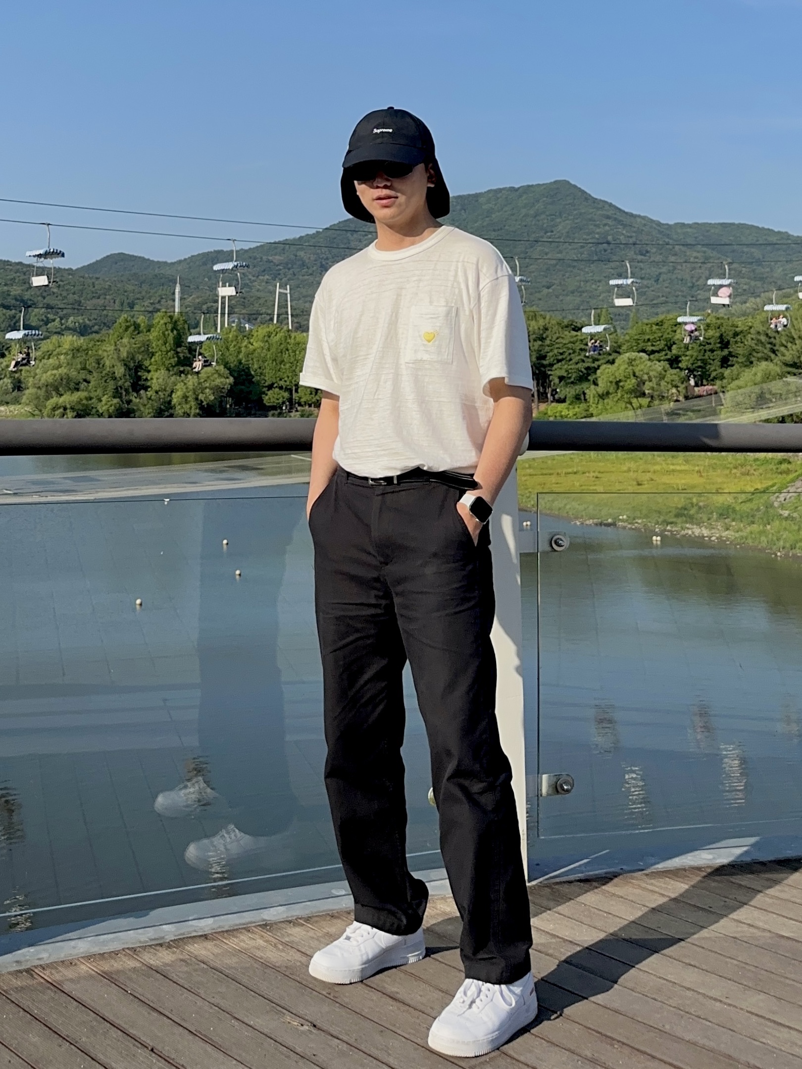 Supreme Gore-Tex Sunshield Hat Black - 24SS, Nike x Supreme Air Force 1 Low White 착용 스타일 - 1