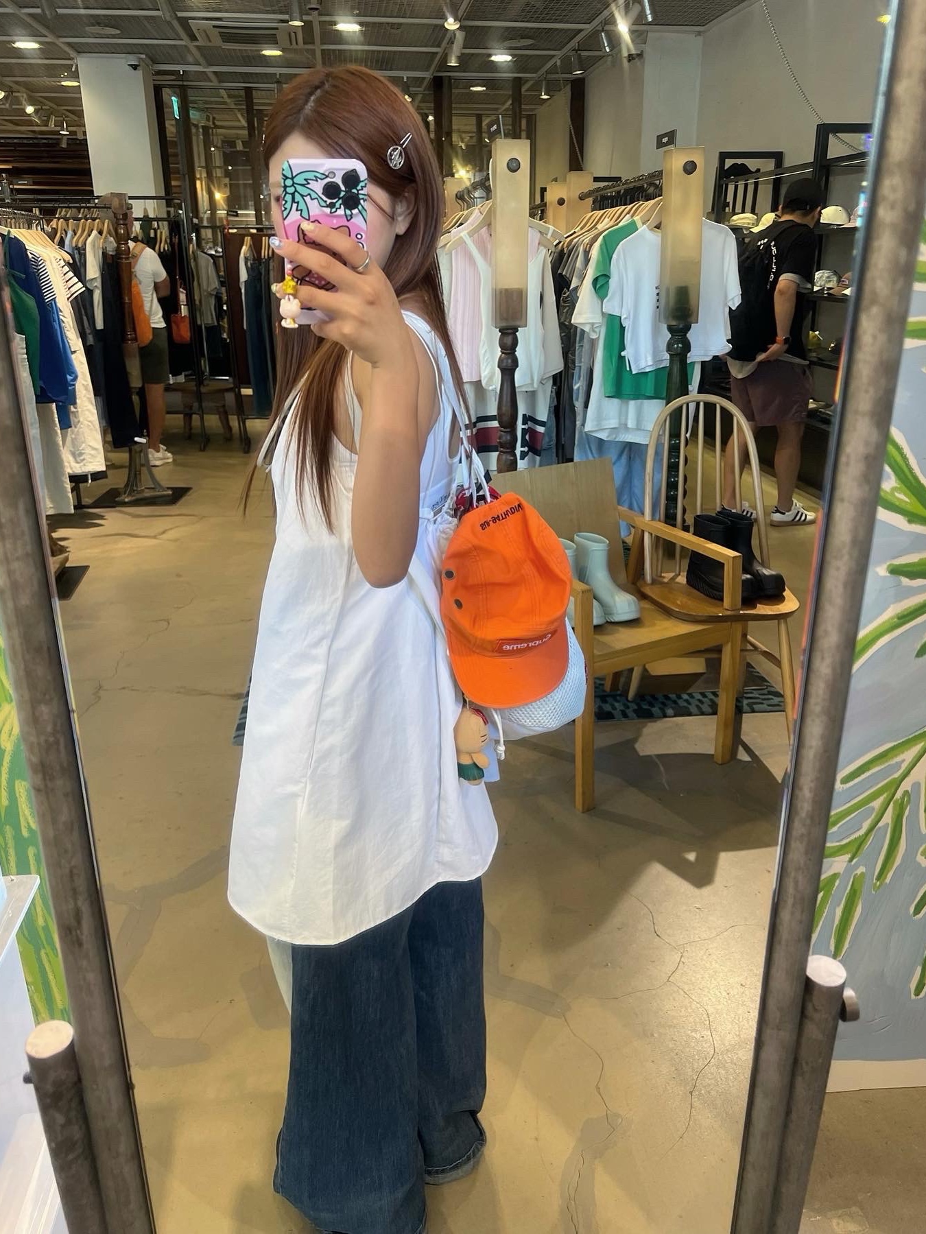 Supreme Military Camp Cap Orange - 24SS, Supreme Mesh Small Backpack White - 23SS 착용 스타일
