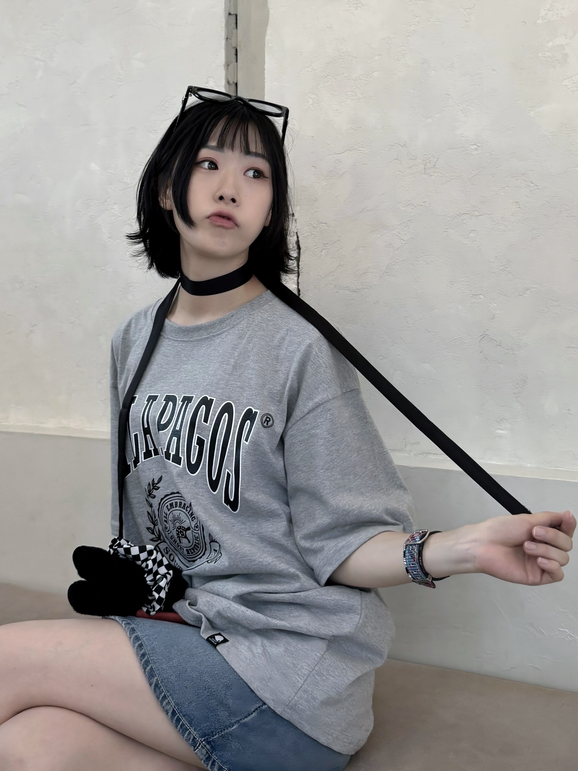 Gentle Monster Gauss 01 Black 착용 스타일 - 2