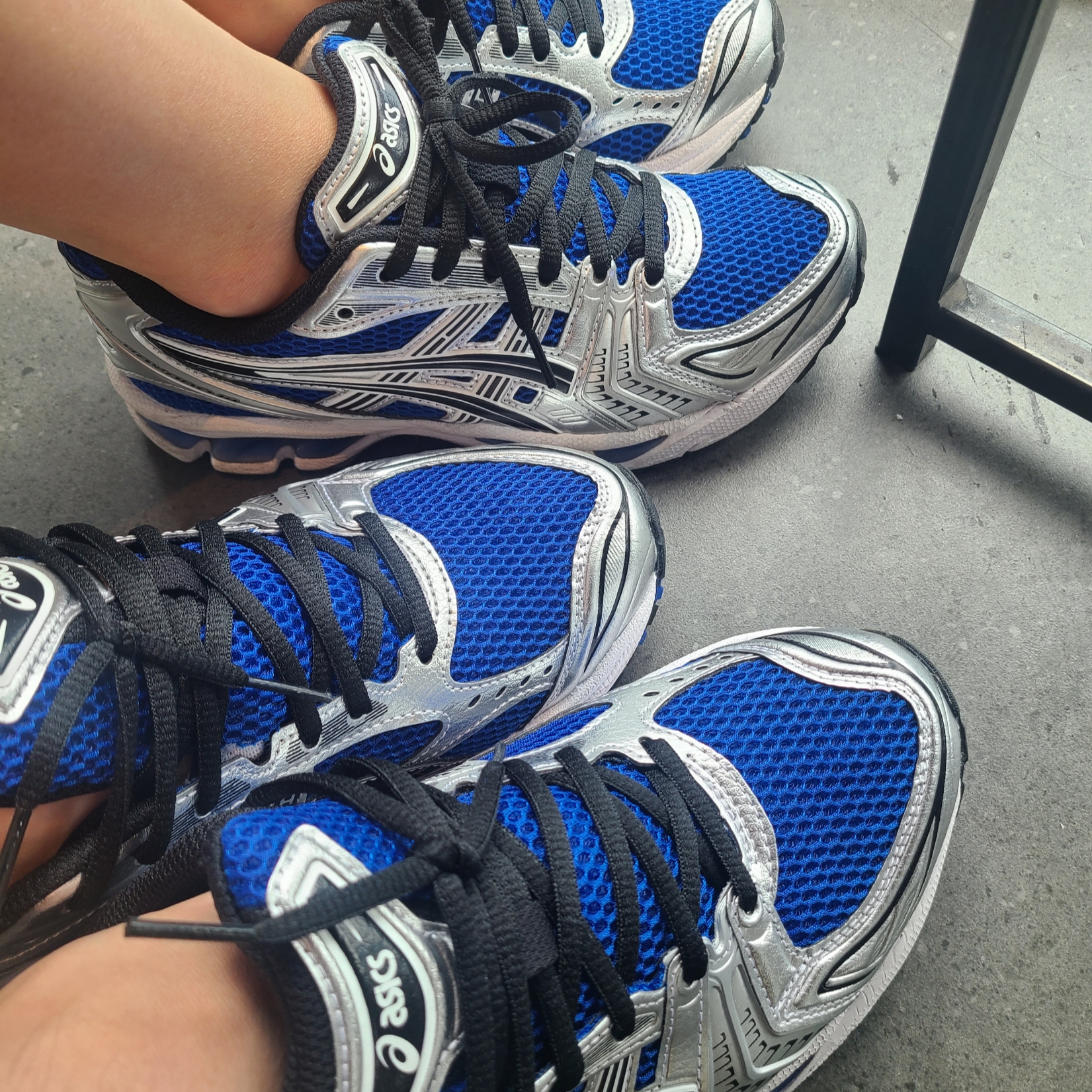 Asics Gel-Kayano 14 Monaco Blue Black 착용 스타일