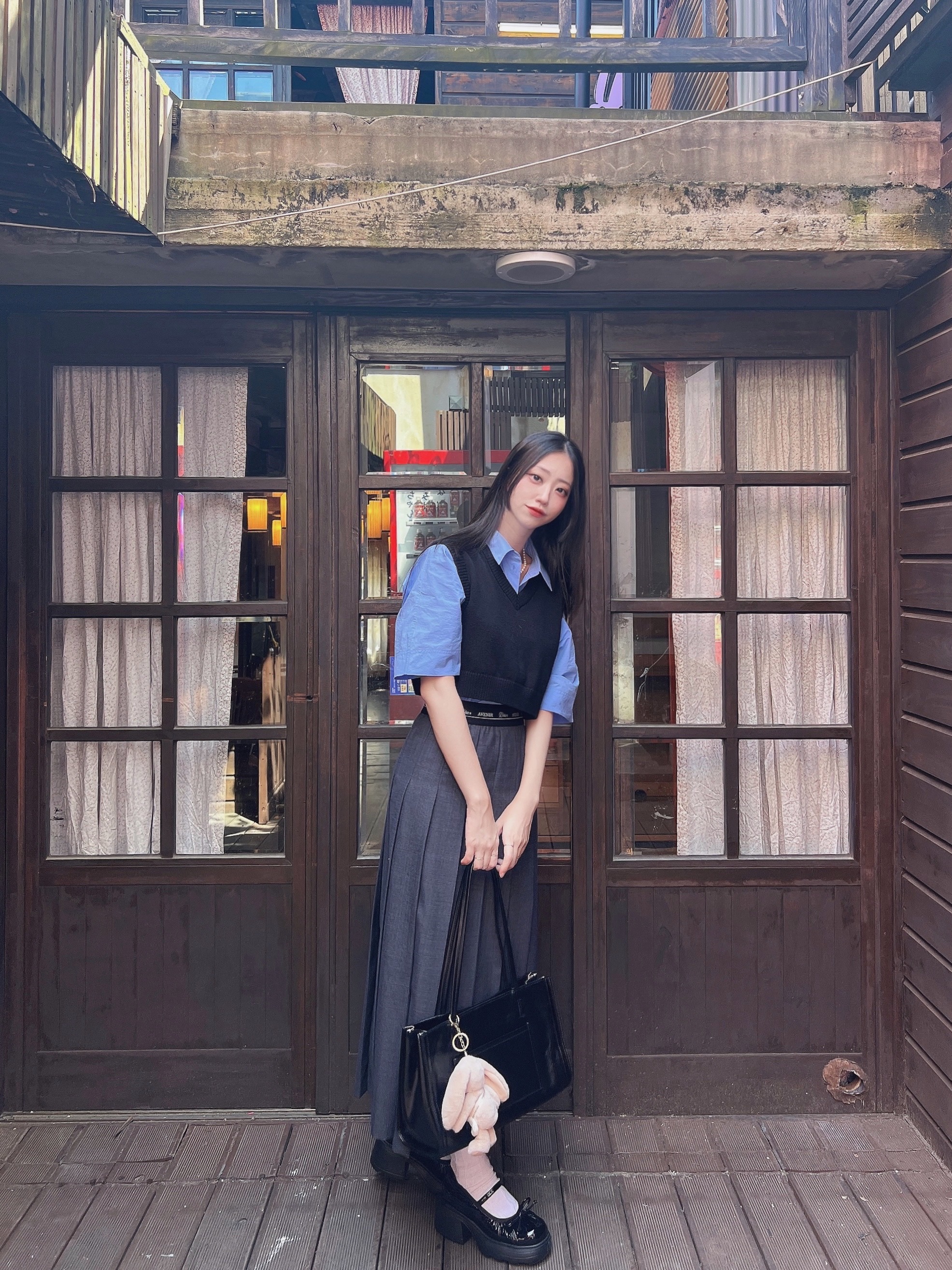 Stand Oil Oblong Bag Stitch Black 착용 스타일 - 1