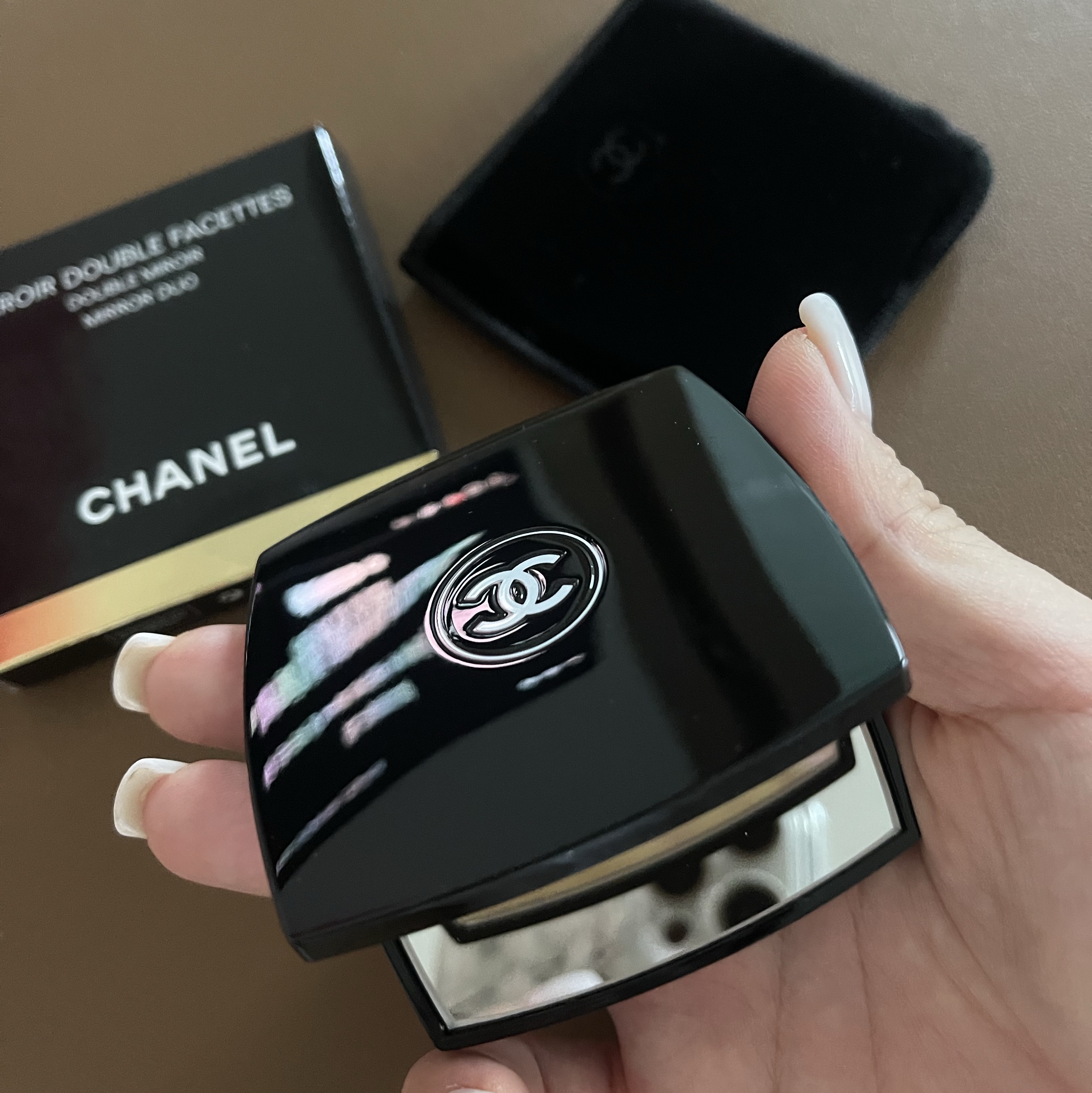 Chanel Miroir Double Facette 착용 스타일 - 1