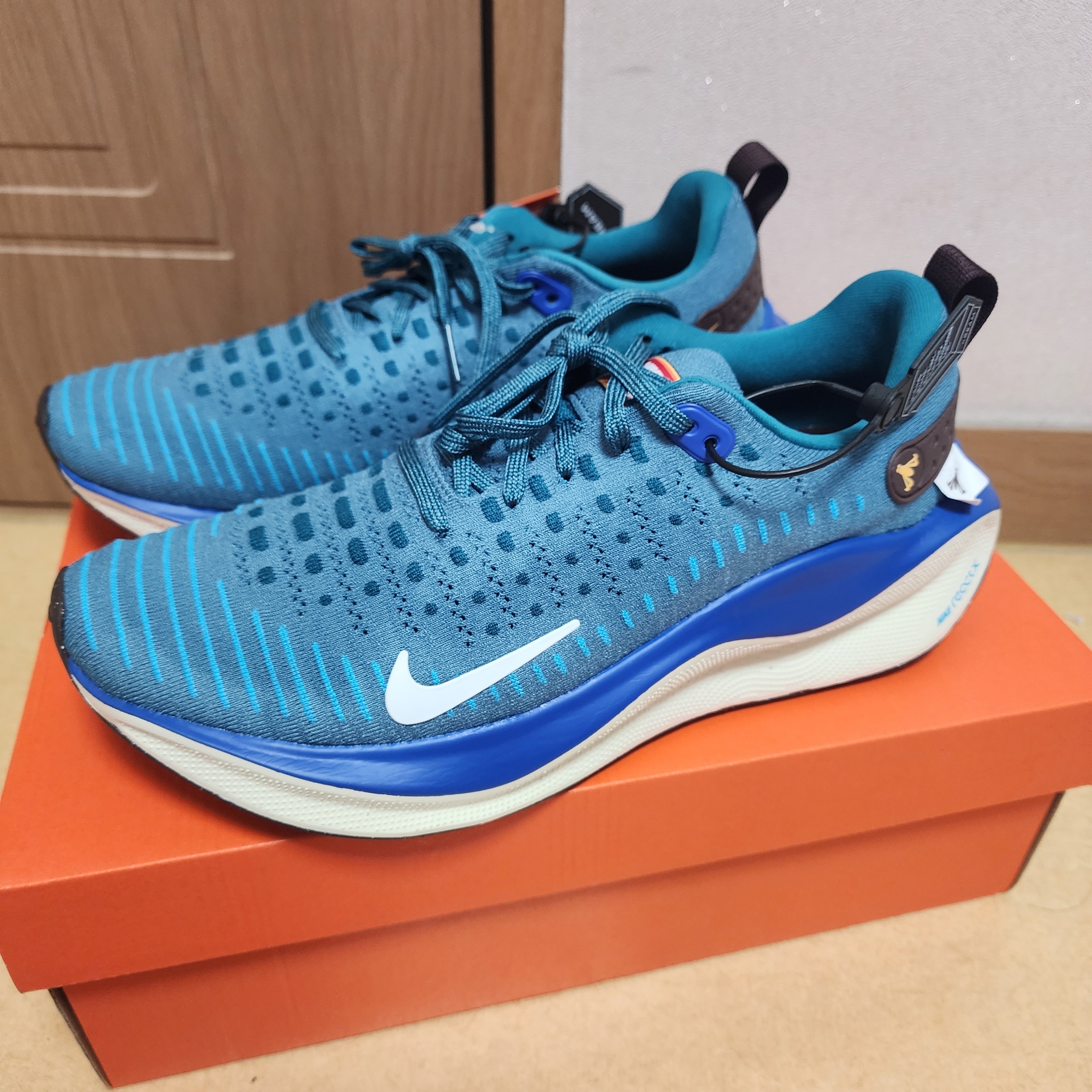 Nike React Infinity Run 4 RPM Noise Aqua White 착용 스타일