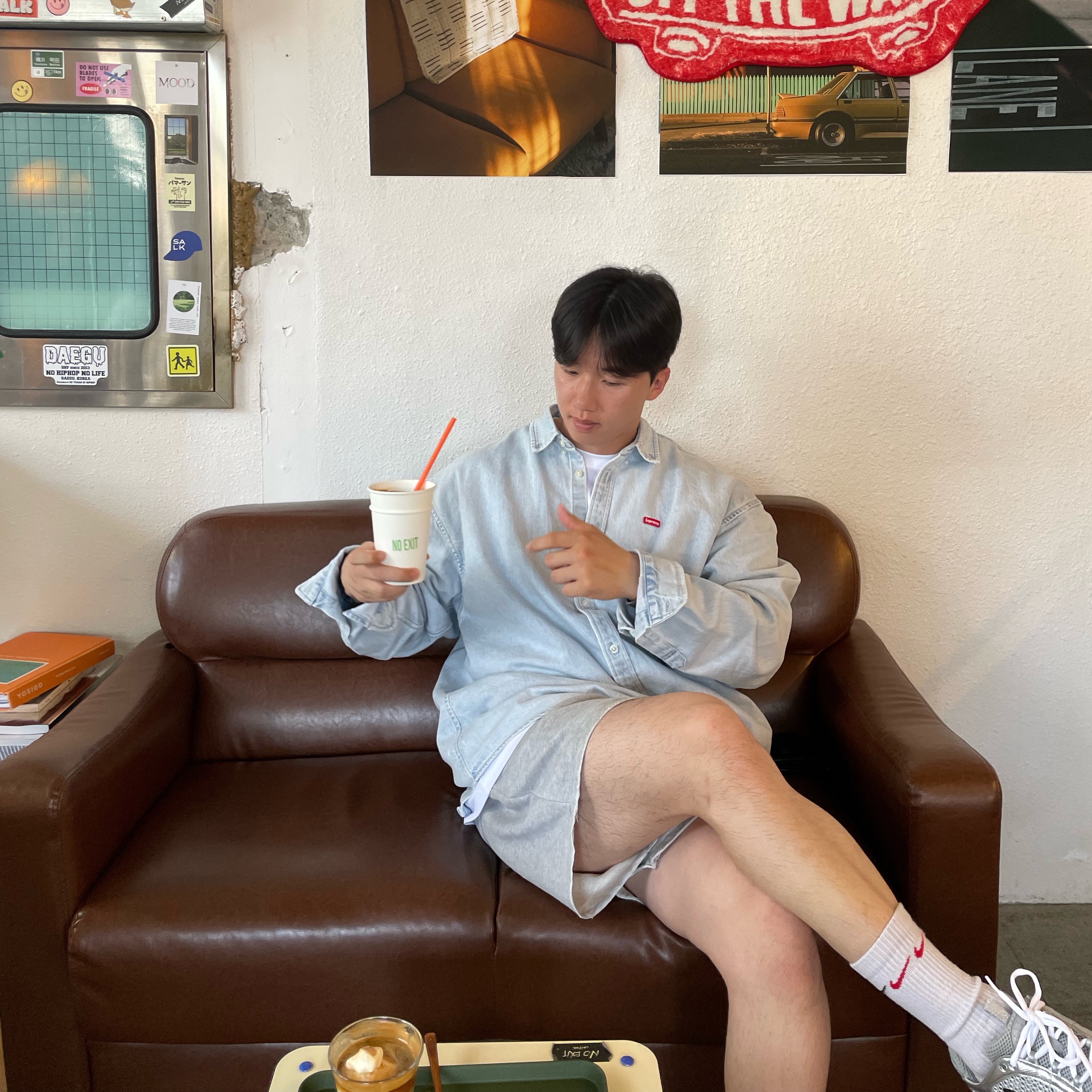 Supreme Small Box Shirt Washed Blue - 24SS, Nike Air Zoom Spiridon Cage 2 Metallic Silver 착용 스타일 - 3