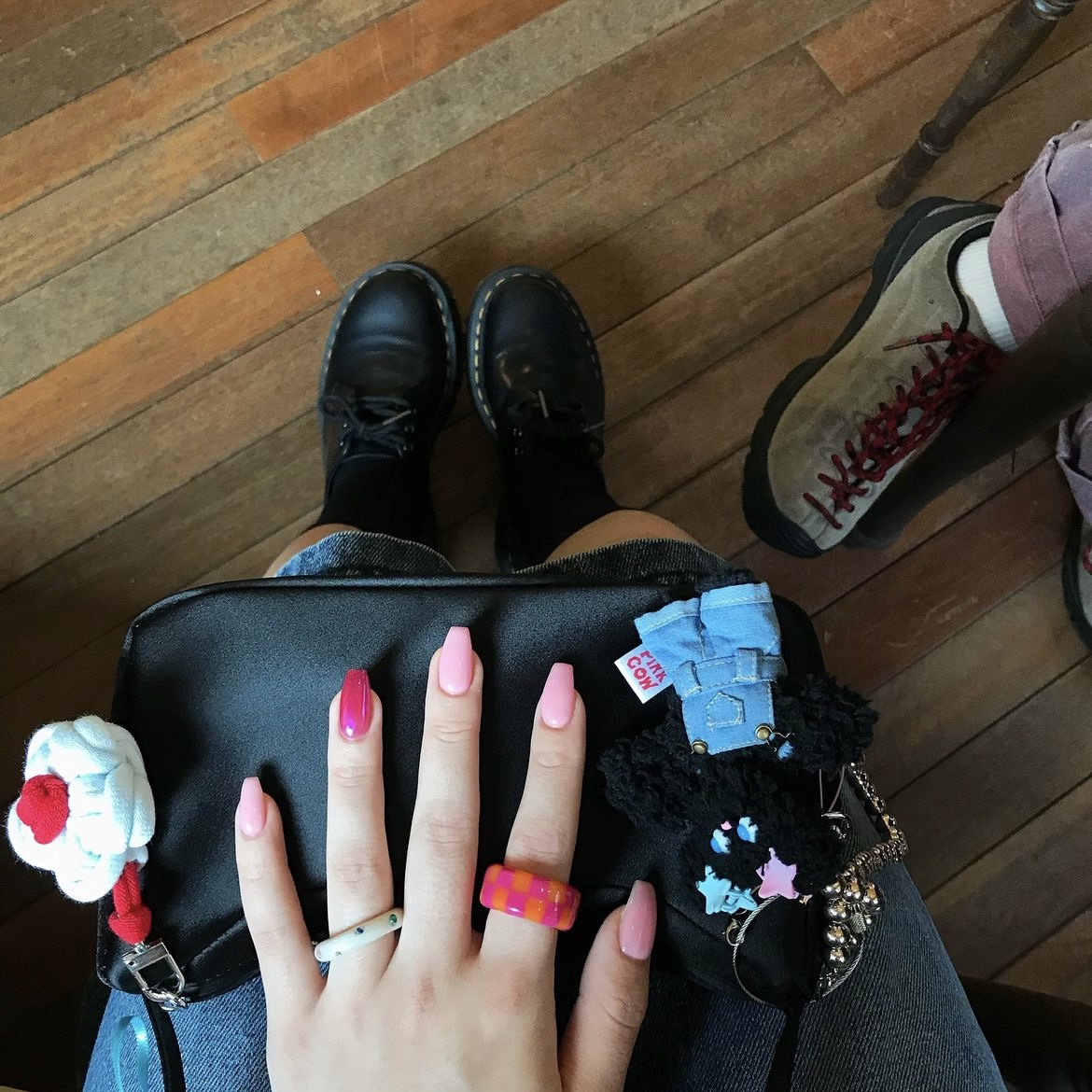 Nff Color Parts Ring Glitter White 착용 스타일