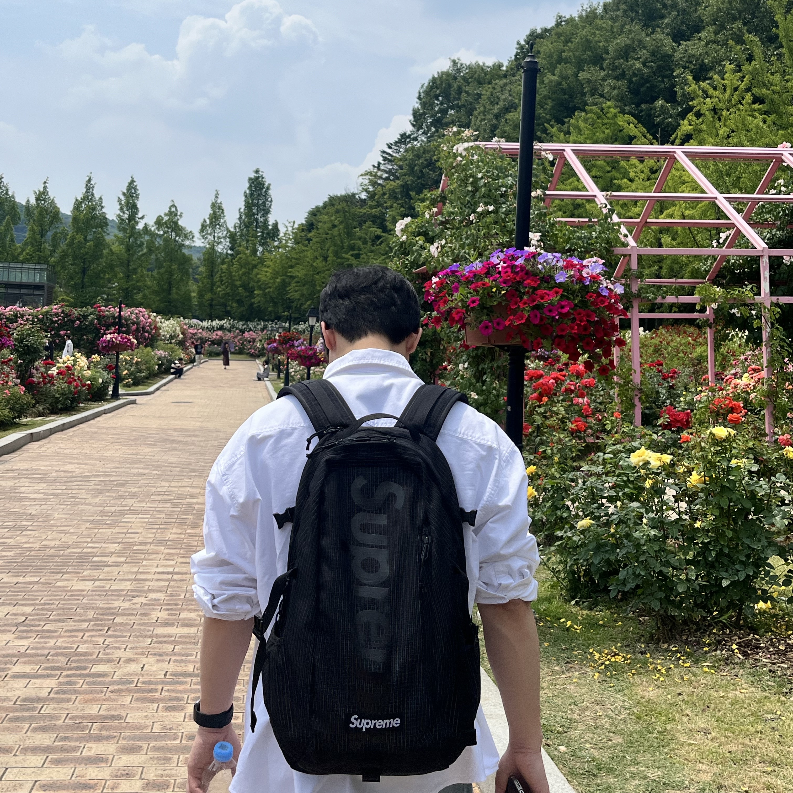 Supreme Backpack Black - 24SS 착용 스타일
