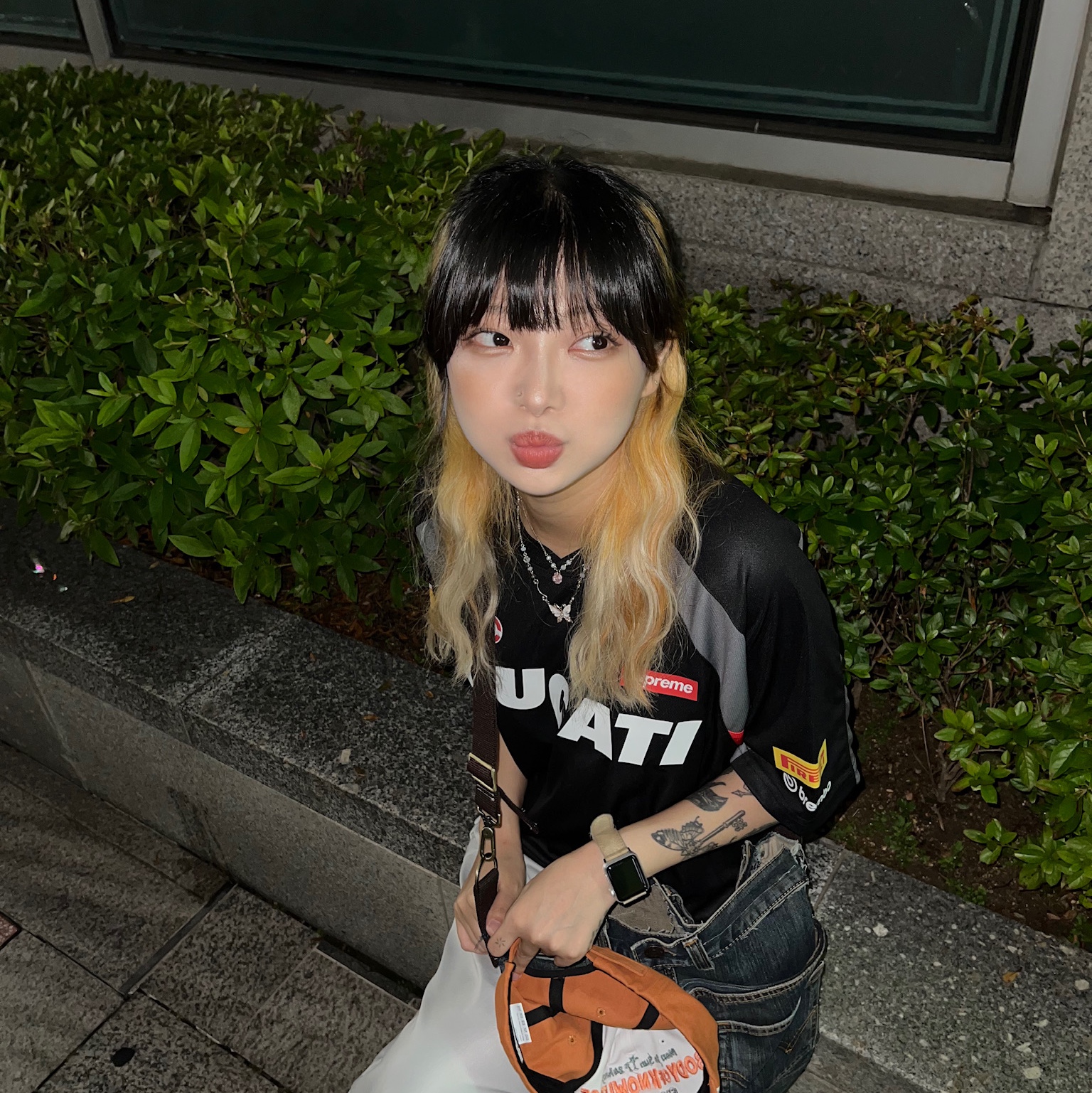 Supreme x Ducati Soccer Jersey Black - 24SS 착용 스타일 - 1
