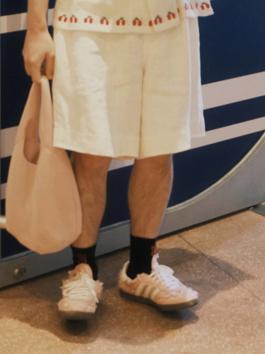 Caroline Hu x Adidas Women Samba Satin Pink - 24FW 착용 스타일 - 2